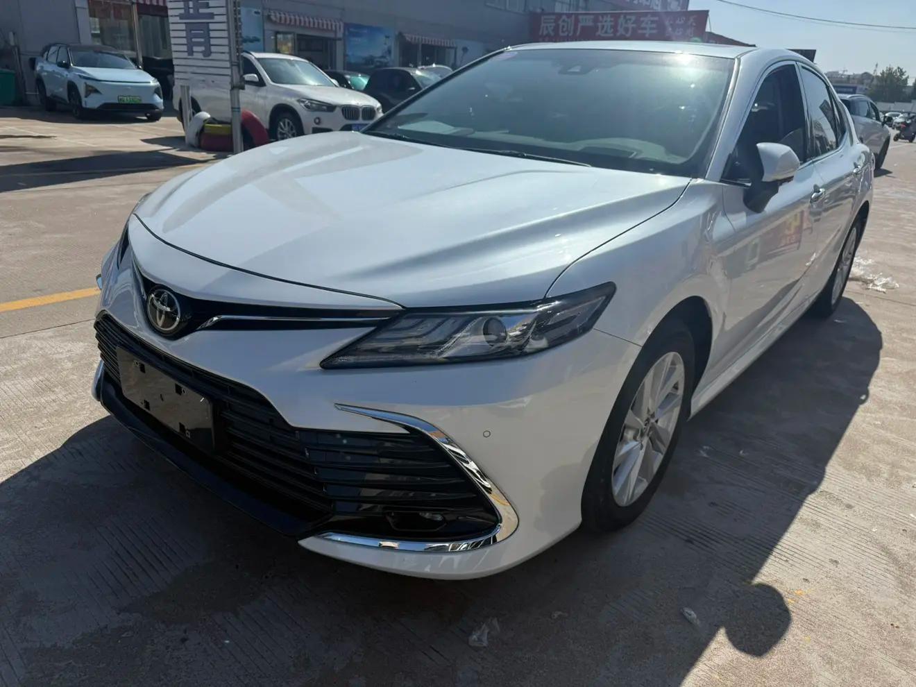 Toyota Camry 2022 г. 42048 км.