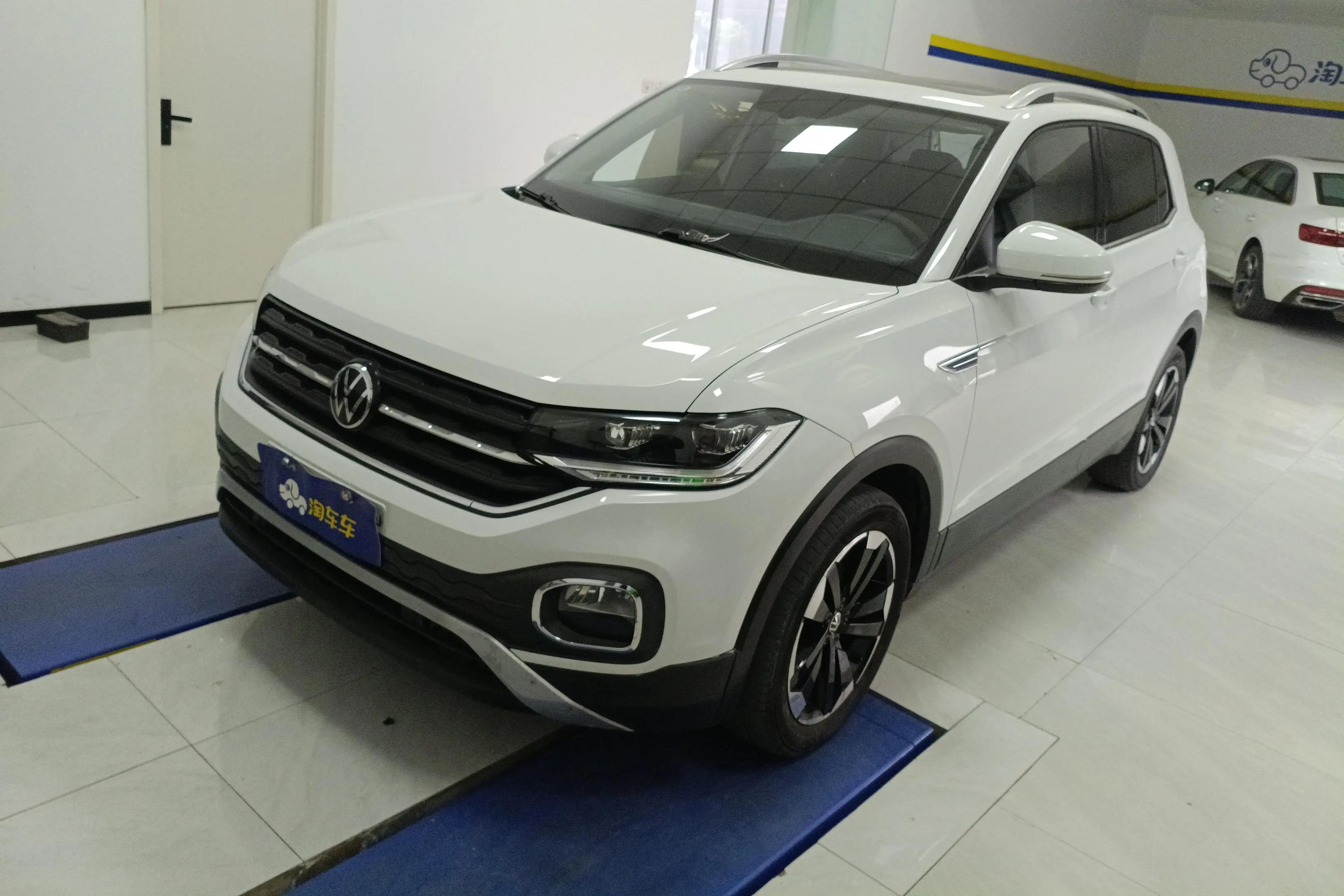 Volkswagen Explore the shadows 2023 г. 62509 км.