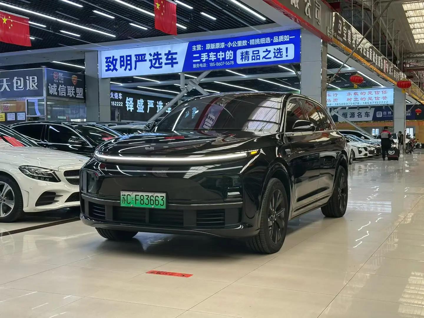Lixiang L7 2024 г. 22074 км.