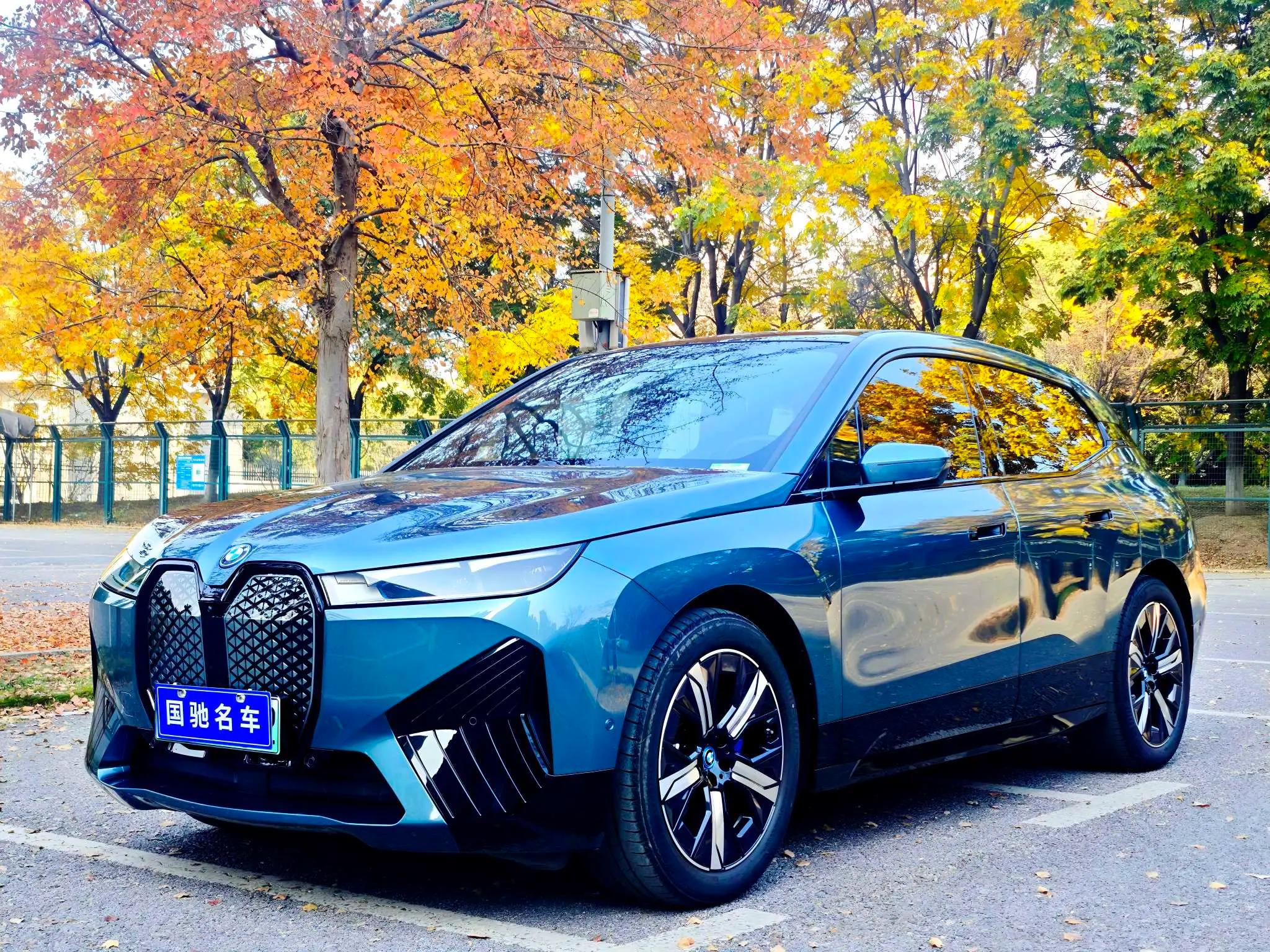 BMW iX 2024 г. 13826 км.