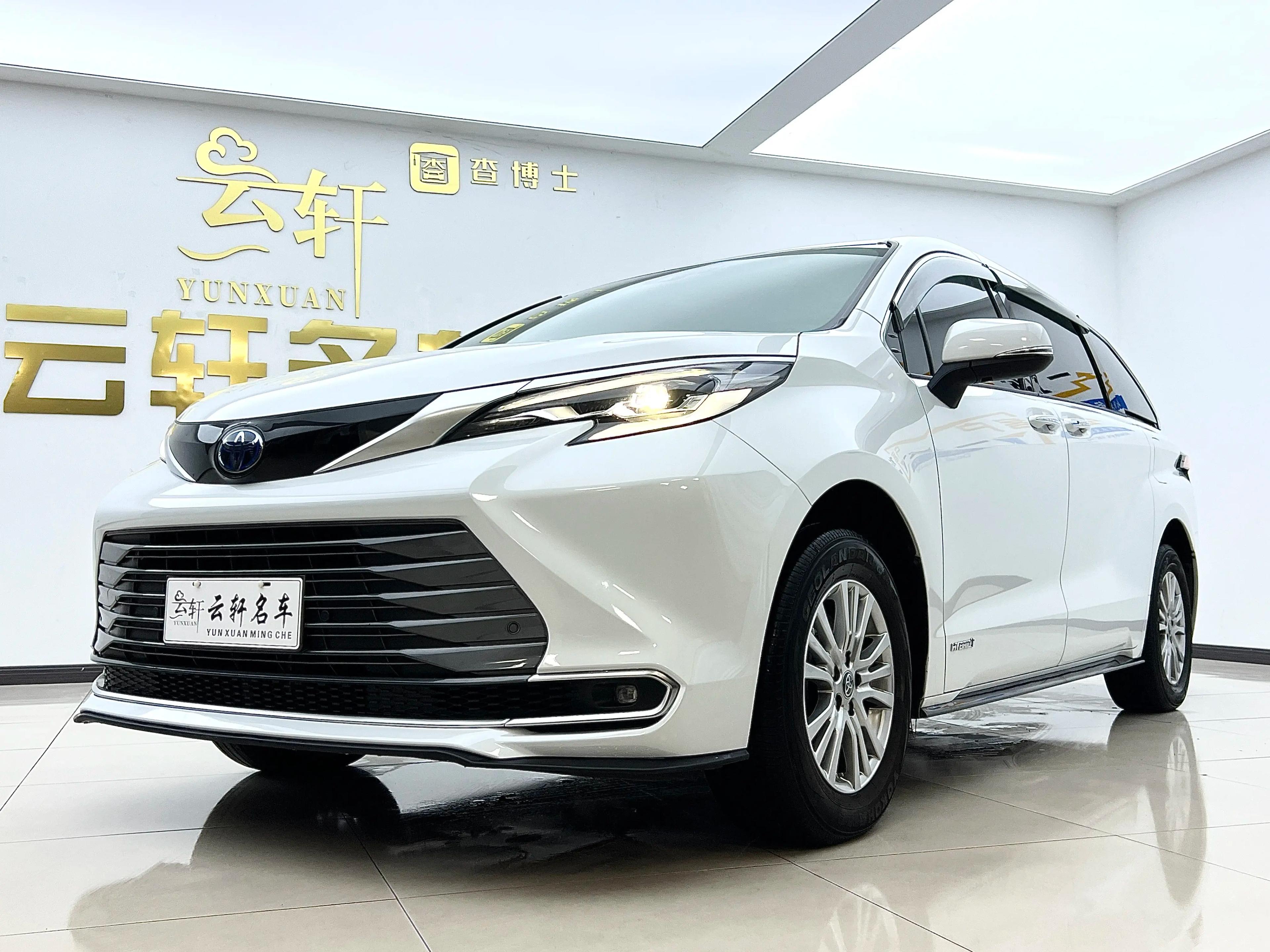 Toyota Sienna 2022 г. 70043 км.