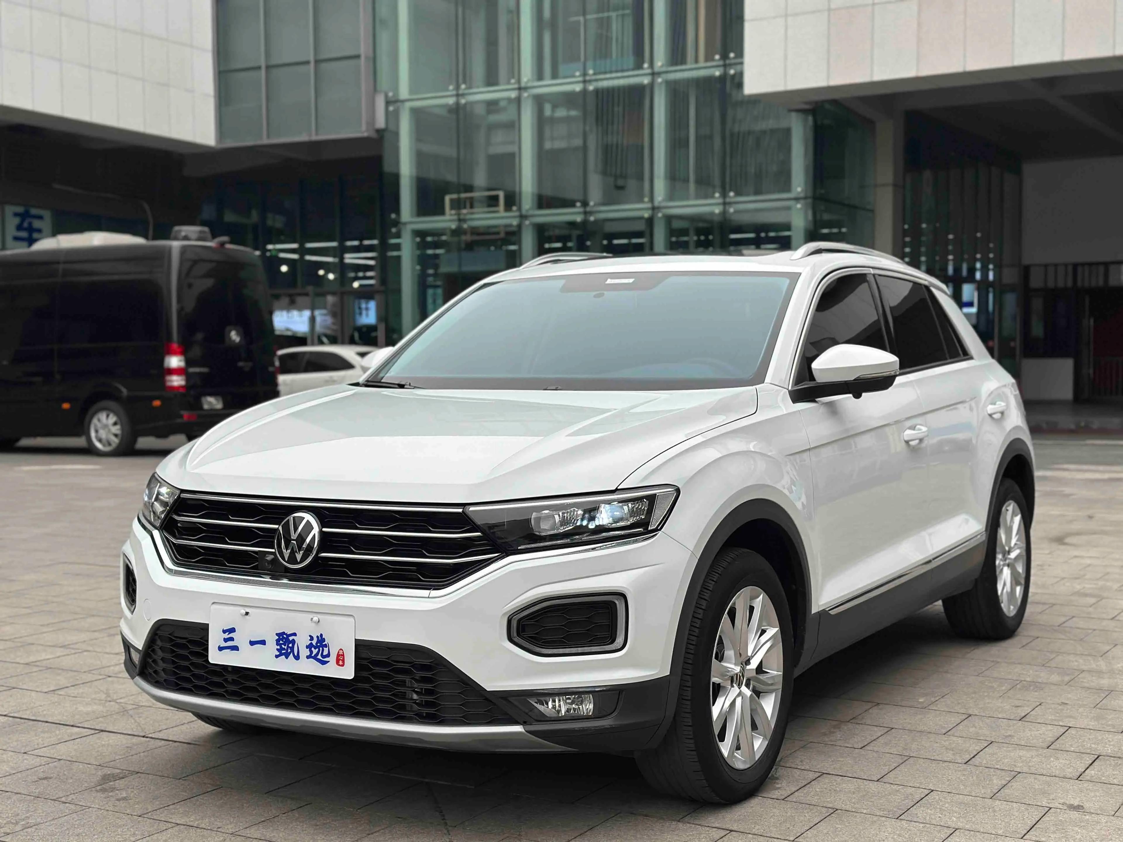 Volkswagen T-Roc 2022 г. 26022 км.