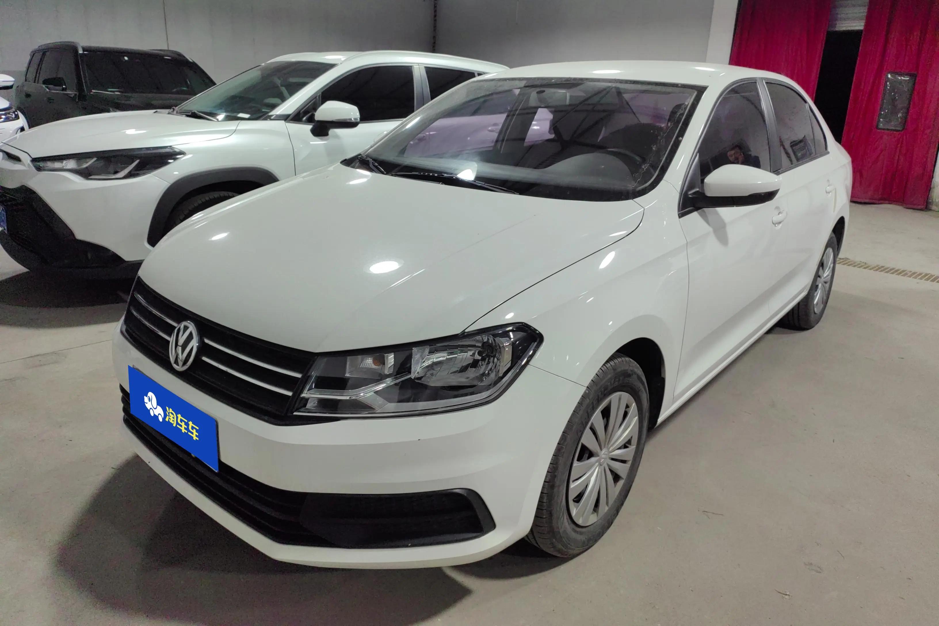Volkswagen Santana 2022 г. 48101 км.