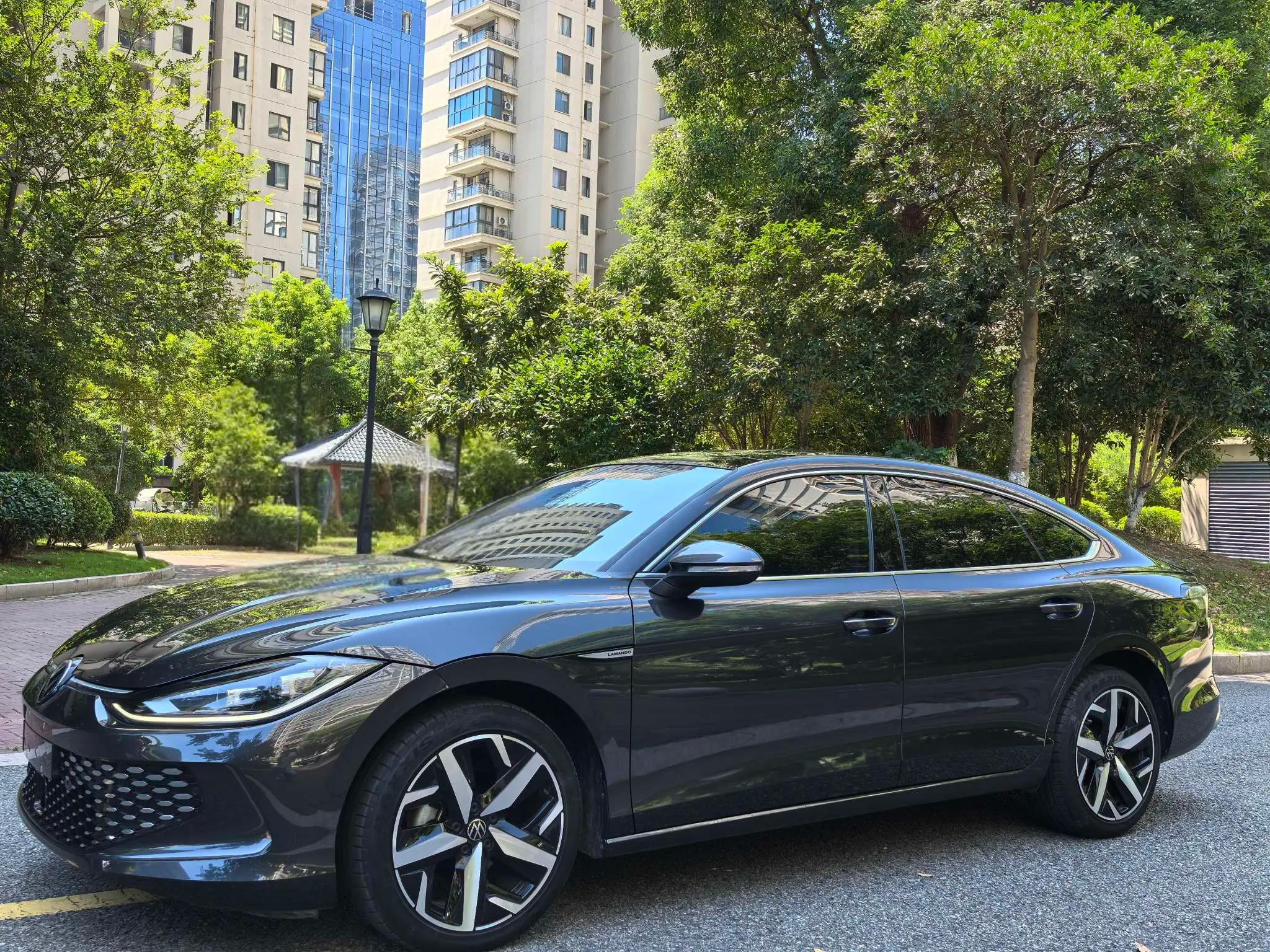Volkswagen Lamando 2023 г. 12028 км.