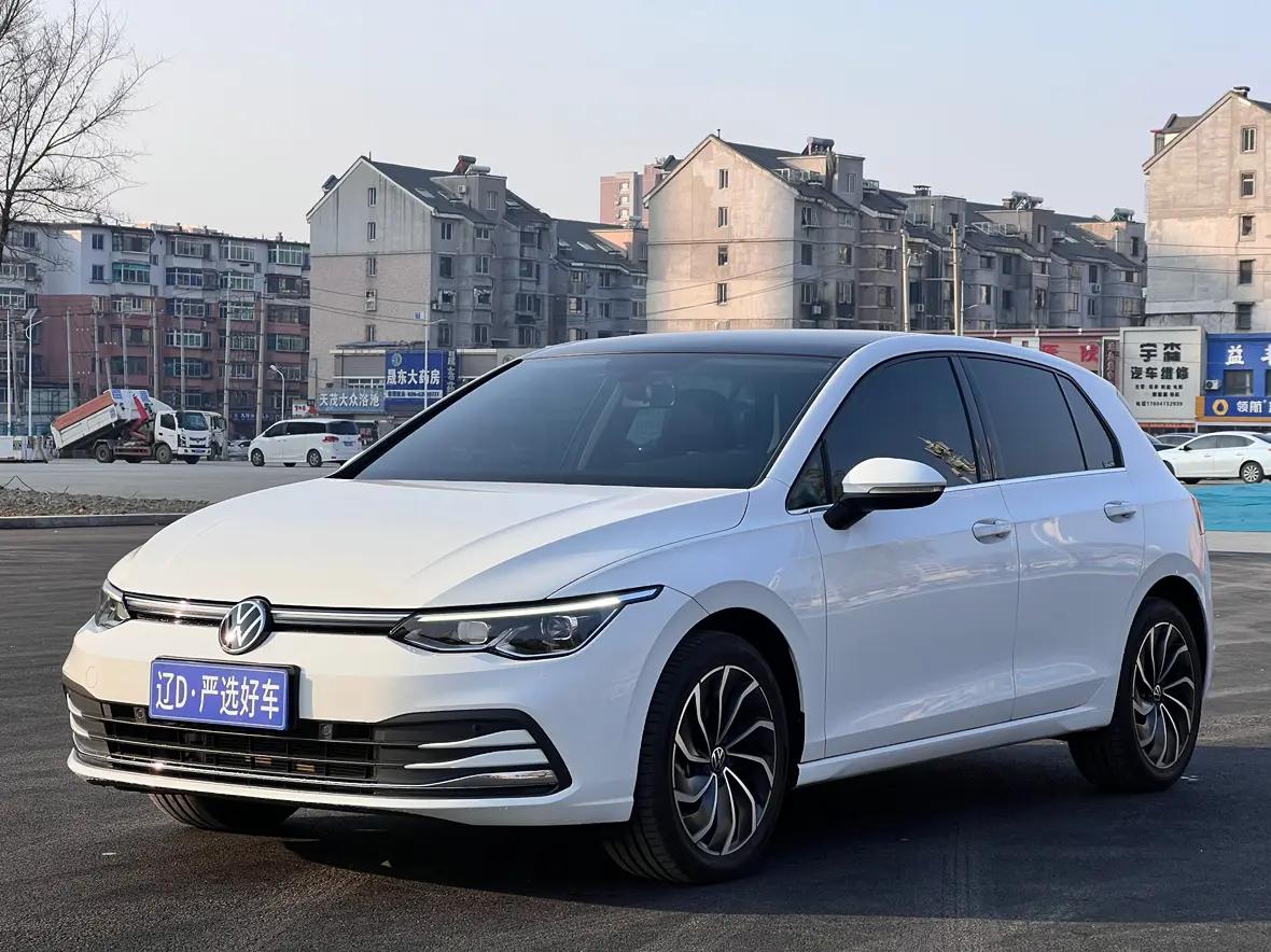 Volkswagen Golf 2024 г. 31146 км.