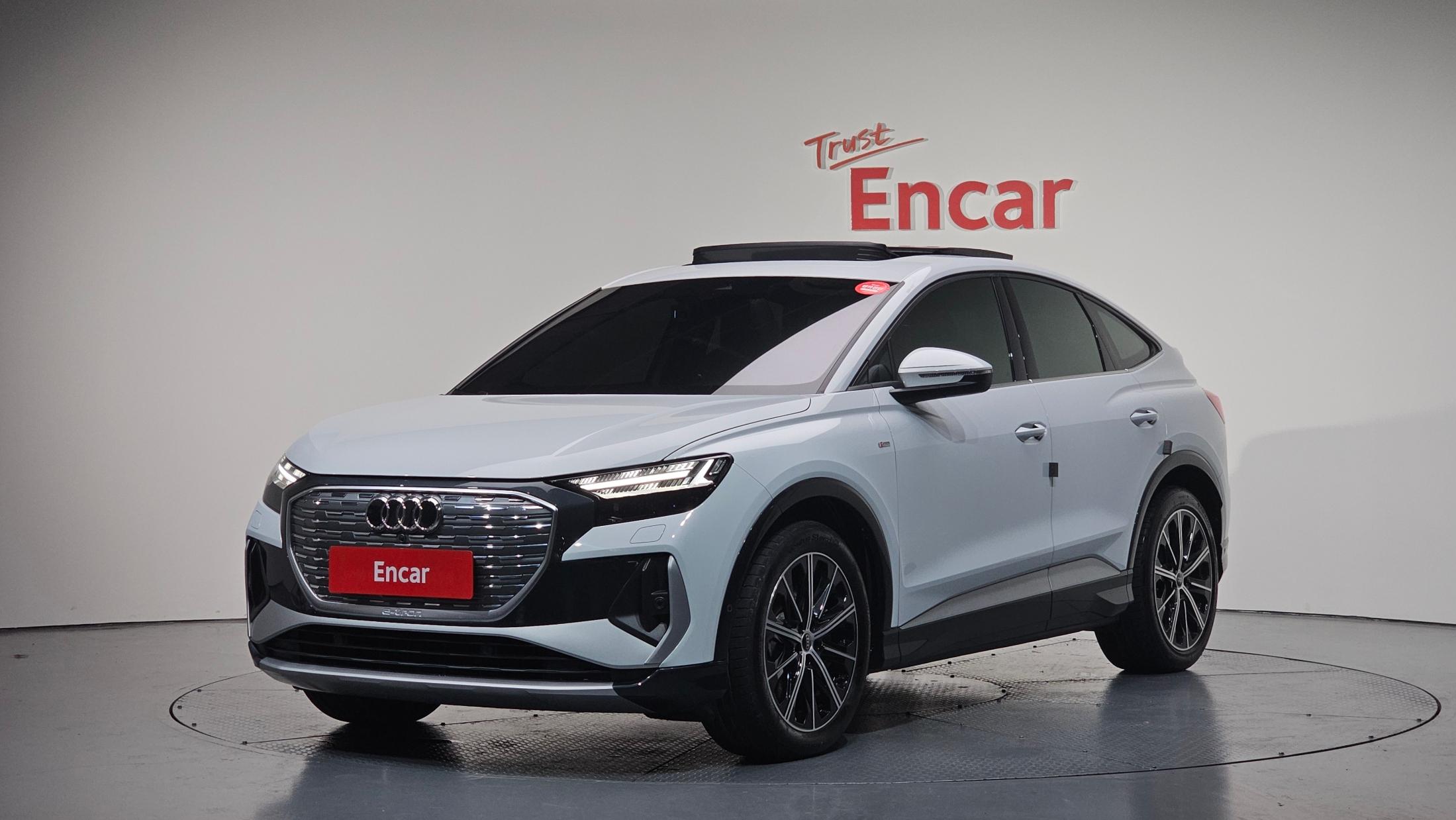 Audi Q8 Sportback e-tron