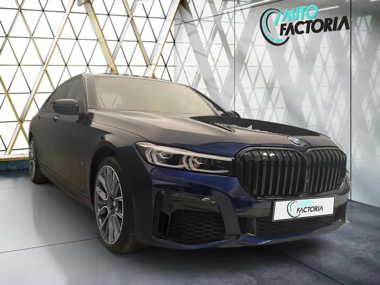 BMW 7 серия 2021 г. 59900 км.