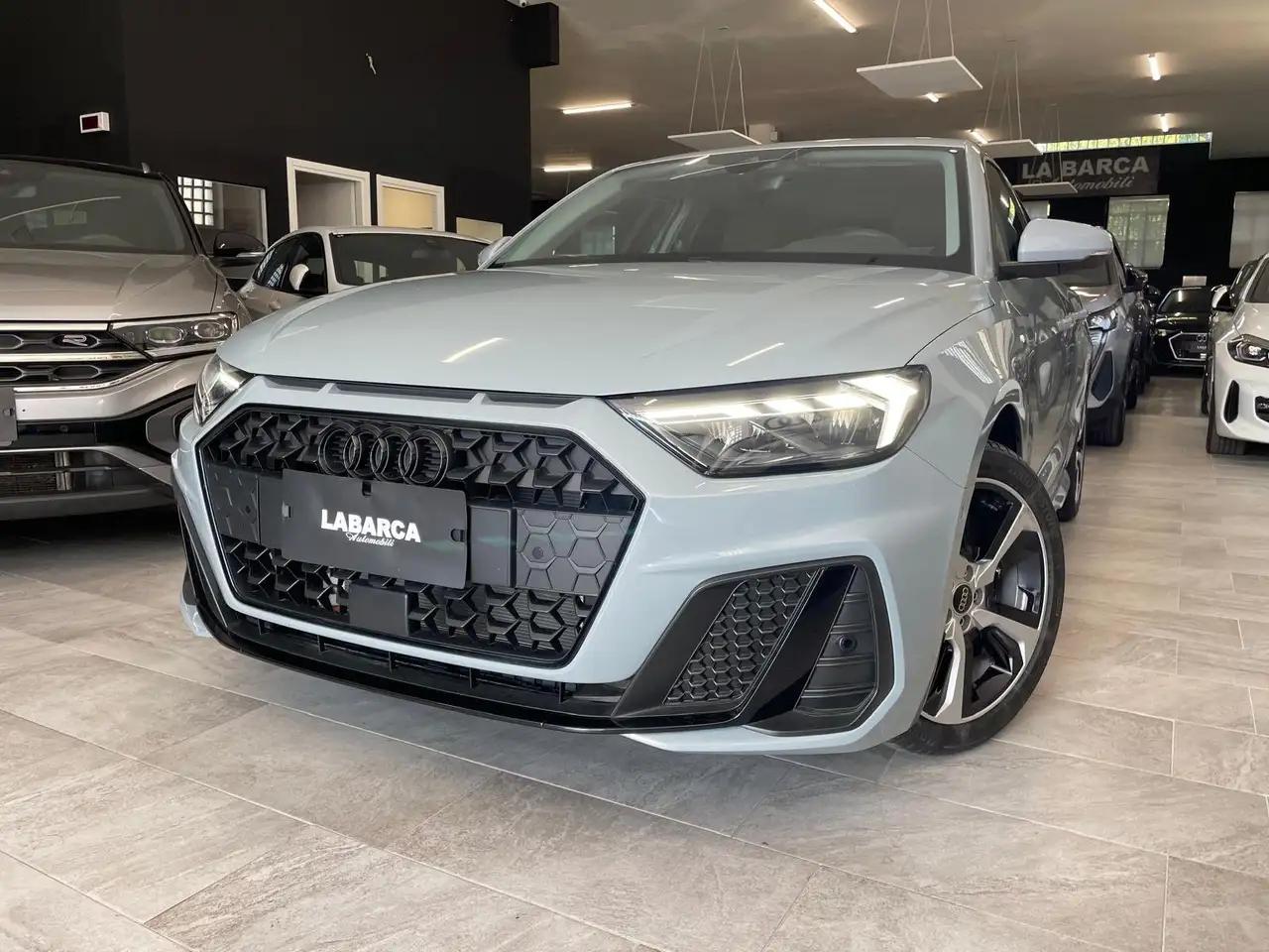 Audi A1 2024 г. 23550 км.