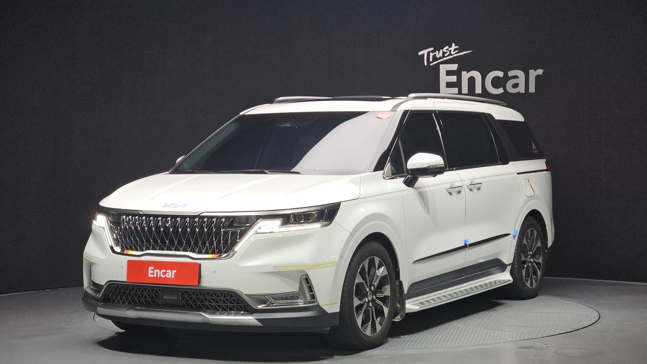 Kia Carnival 7-Seater Outdoor Noblesse, 2022 г. 8360 км.