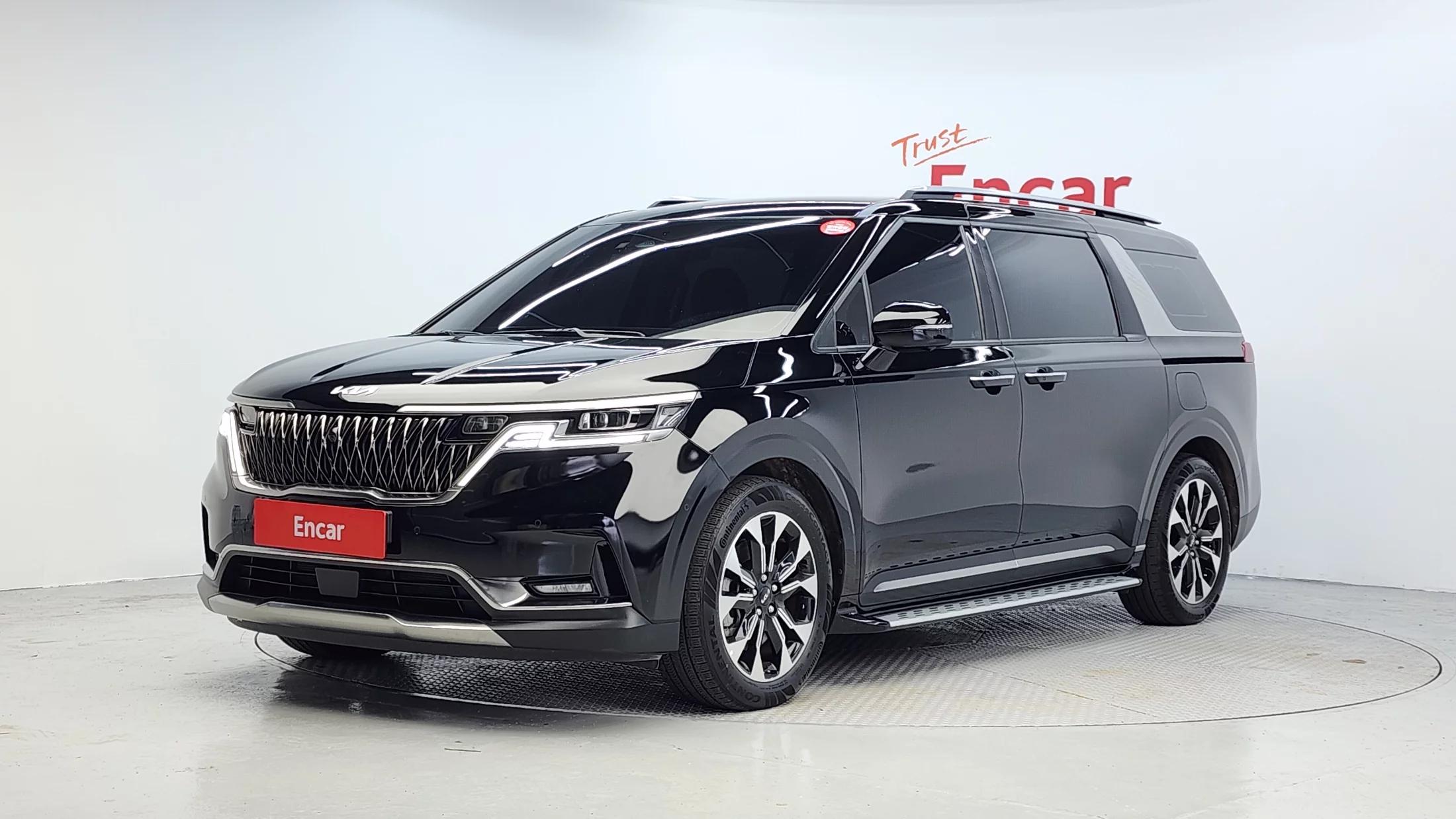 Kia Carnival Gasoline 7-Seater Signature, 2022 г. 46118 км.