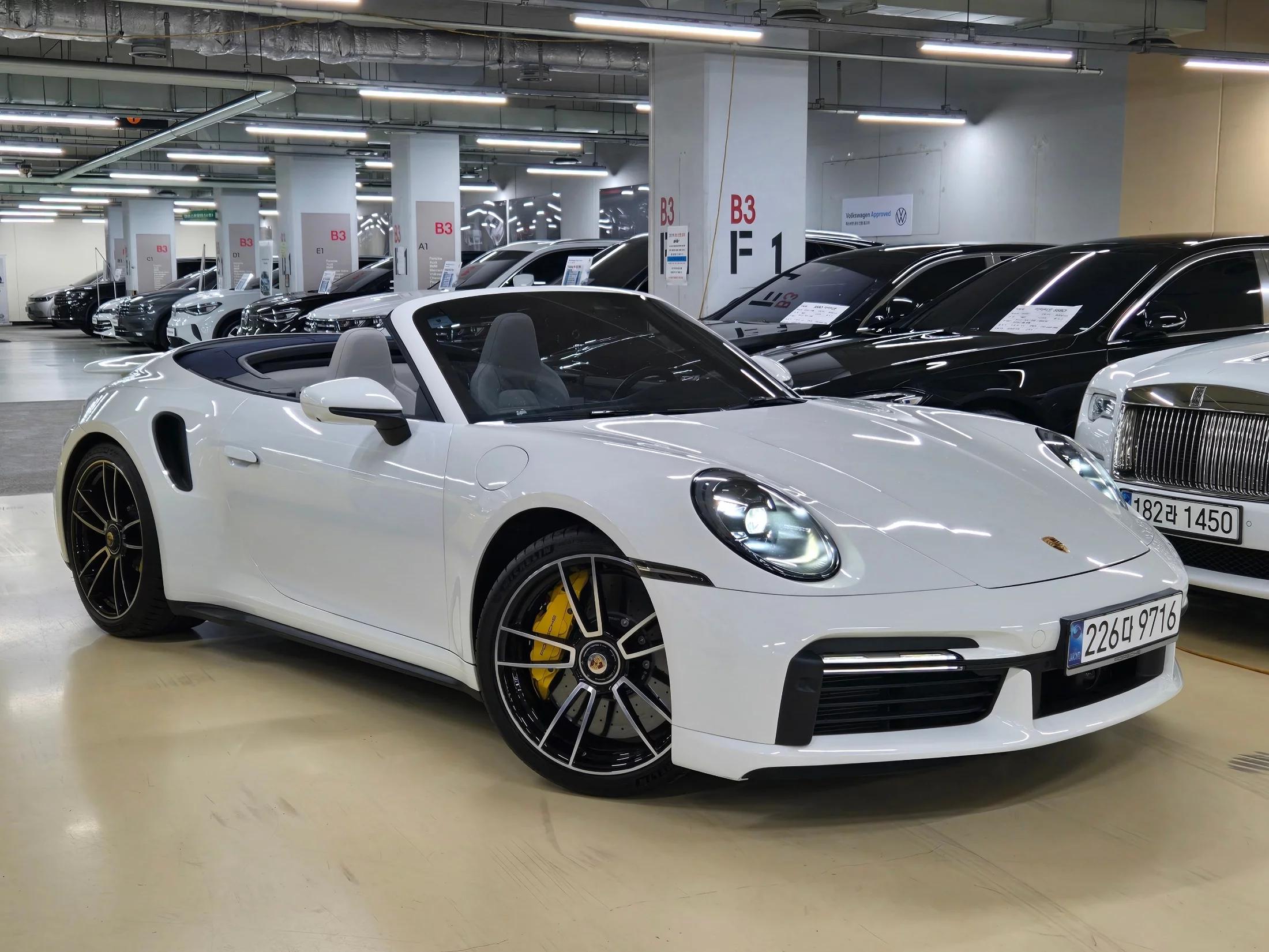 Porsche 911 Turbo S Cabriolet 991, 2021 г. 47604 км.