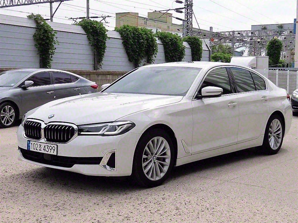 BMW 5-Series 530i xDrive Luxury, 2021 г. 69107 км.
