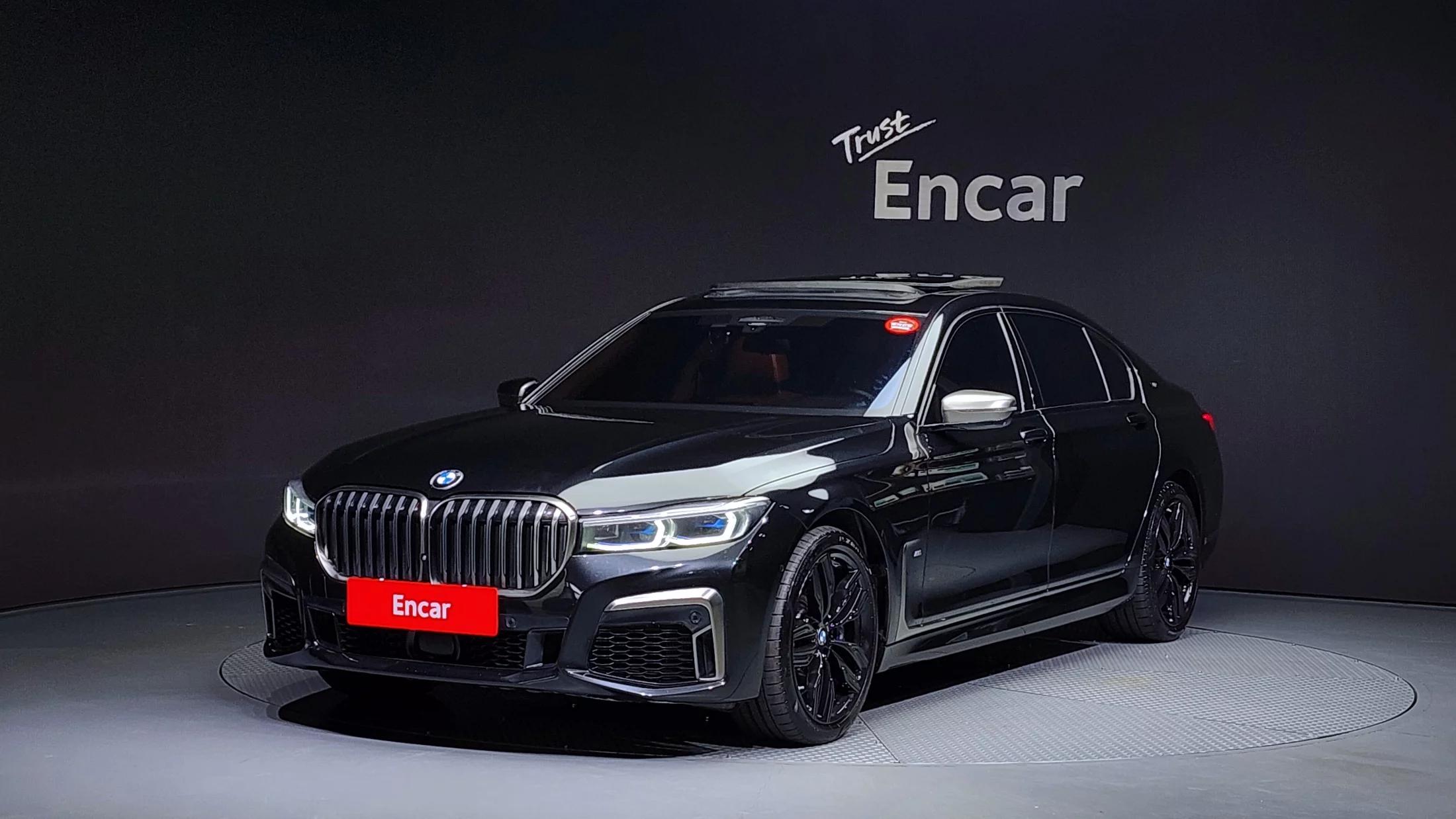 BMW 7-Series M760Li xDrive, 2021 г. 193494 км.
