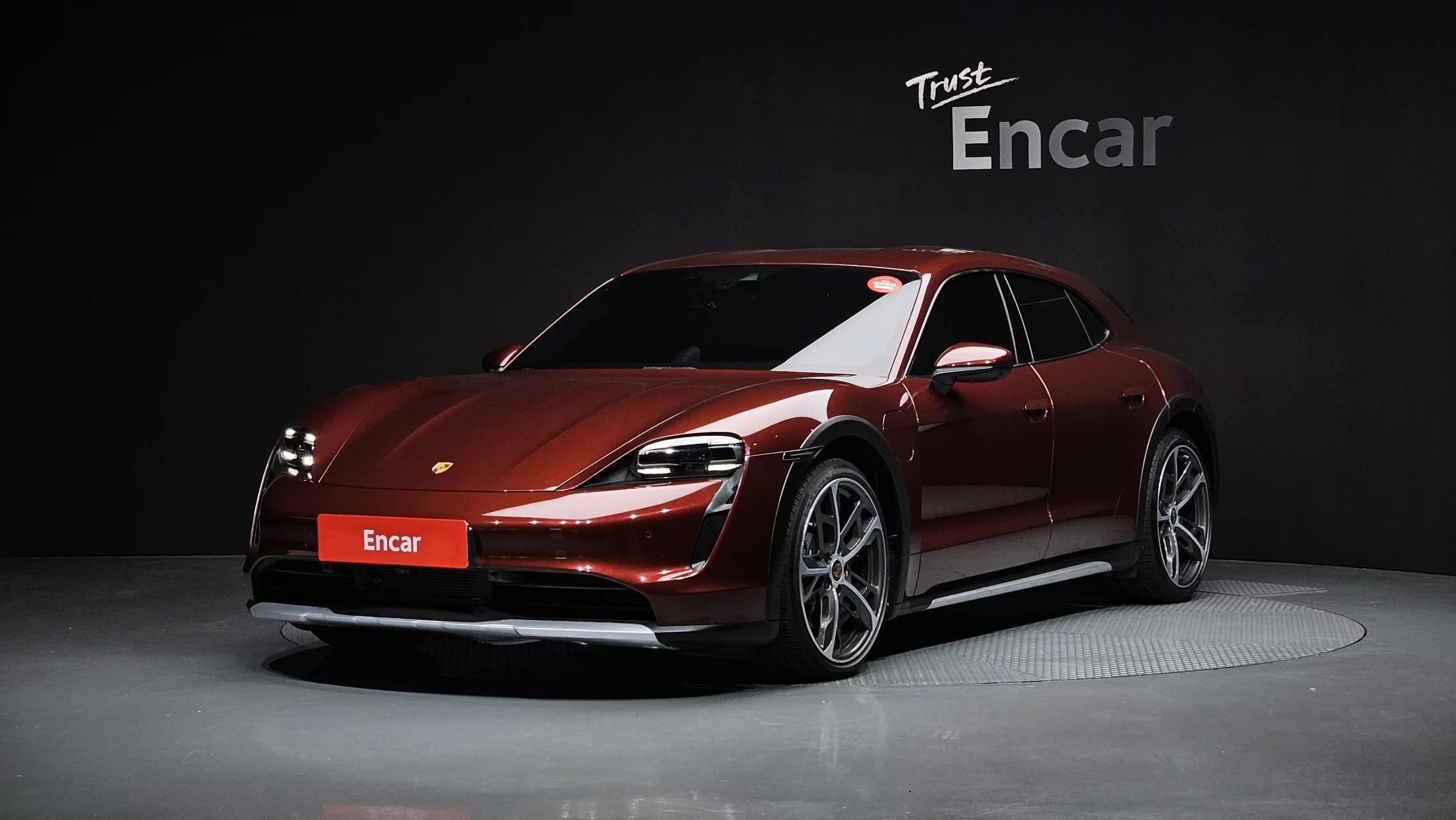 Porsche TAYCAN 4 Cross Turismo, электромобиль, 2022 г. 67204 км.