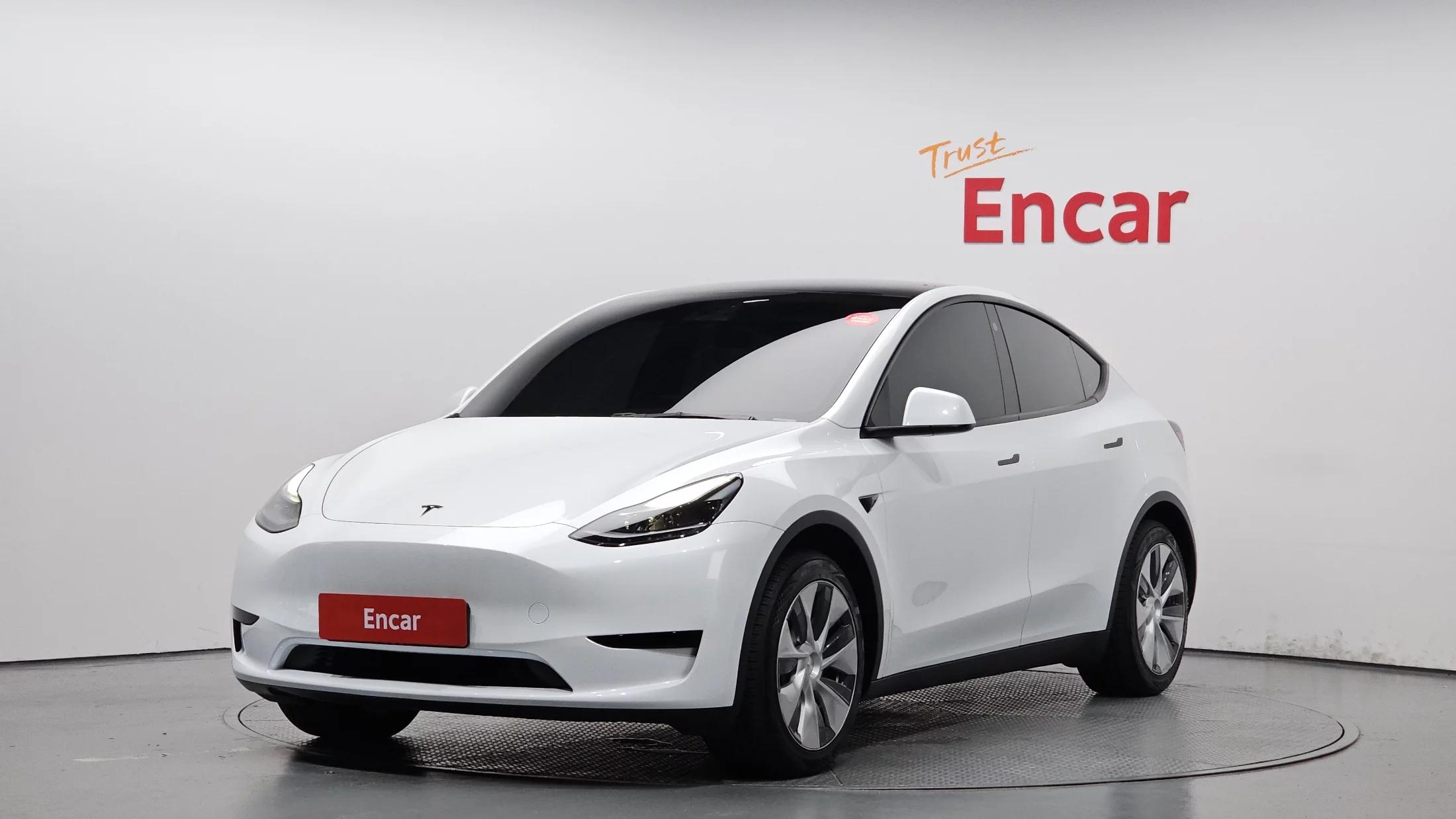 Tesla Model Y RWD, электромобиль, 2023 г. 23164 км.