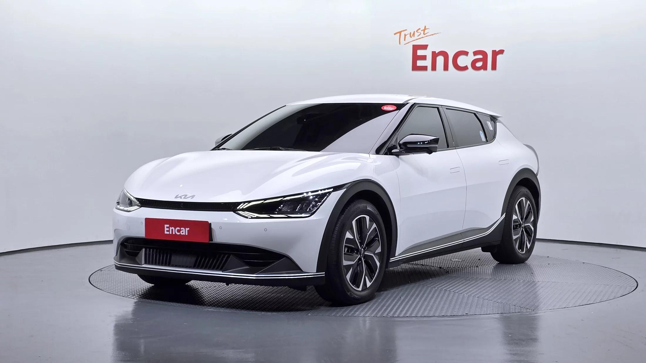 Kia EV6 Long Range Air, электромобиль, 2024 г. 33212 км.