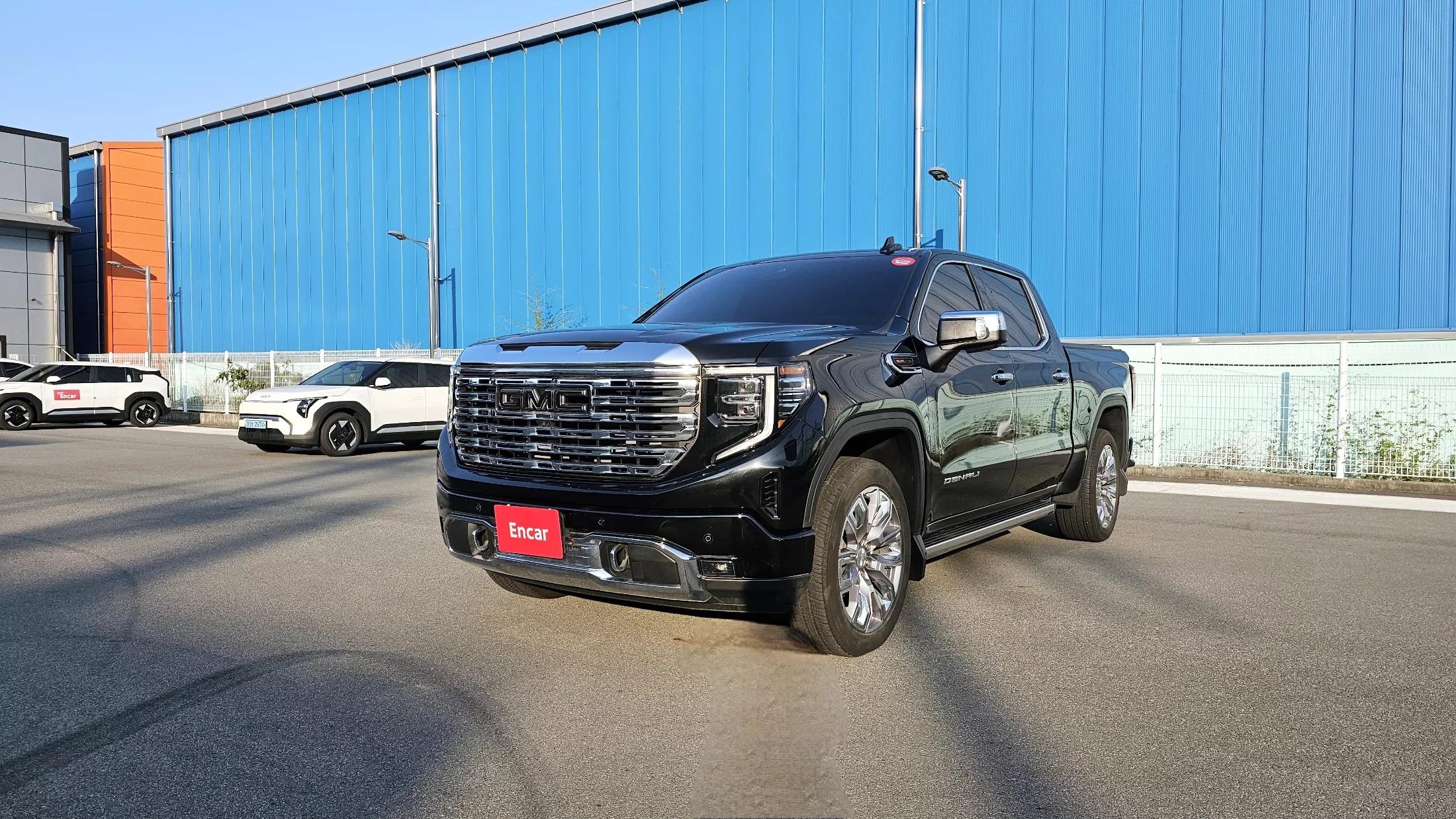 GMC SIERRA Denali-X, 2023 г. 13527 км.