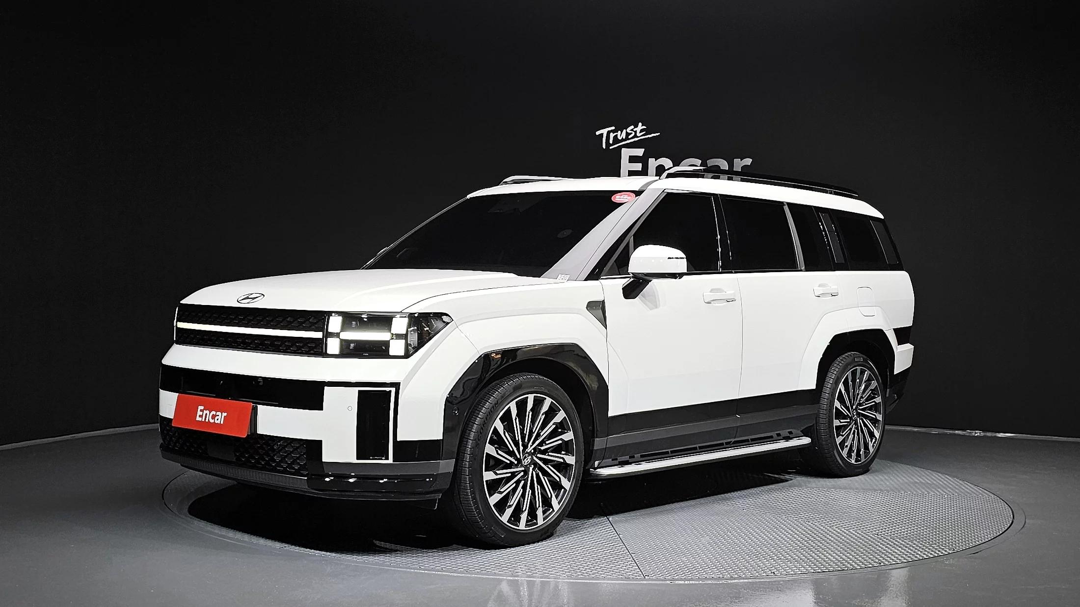 Hyundai Santa Fe Gasoline 2.5T 2WD Calligraphy, 2023 г. 19639 км.