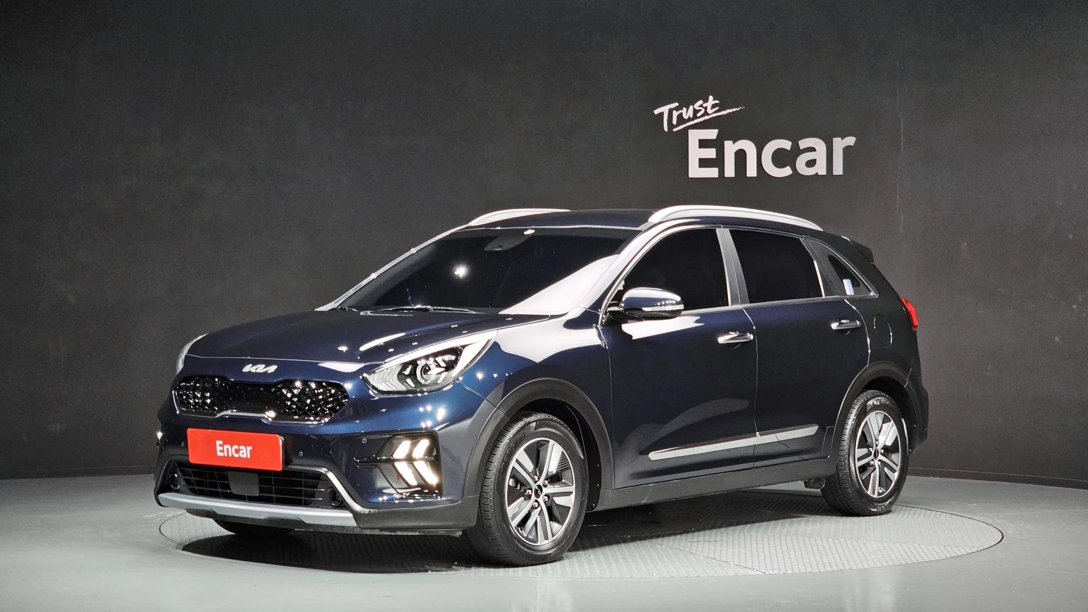 Kia Niro 1.6 HEV Noblesse, гибрид, 2021 г. 103574 км.