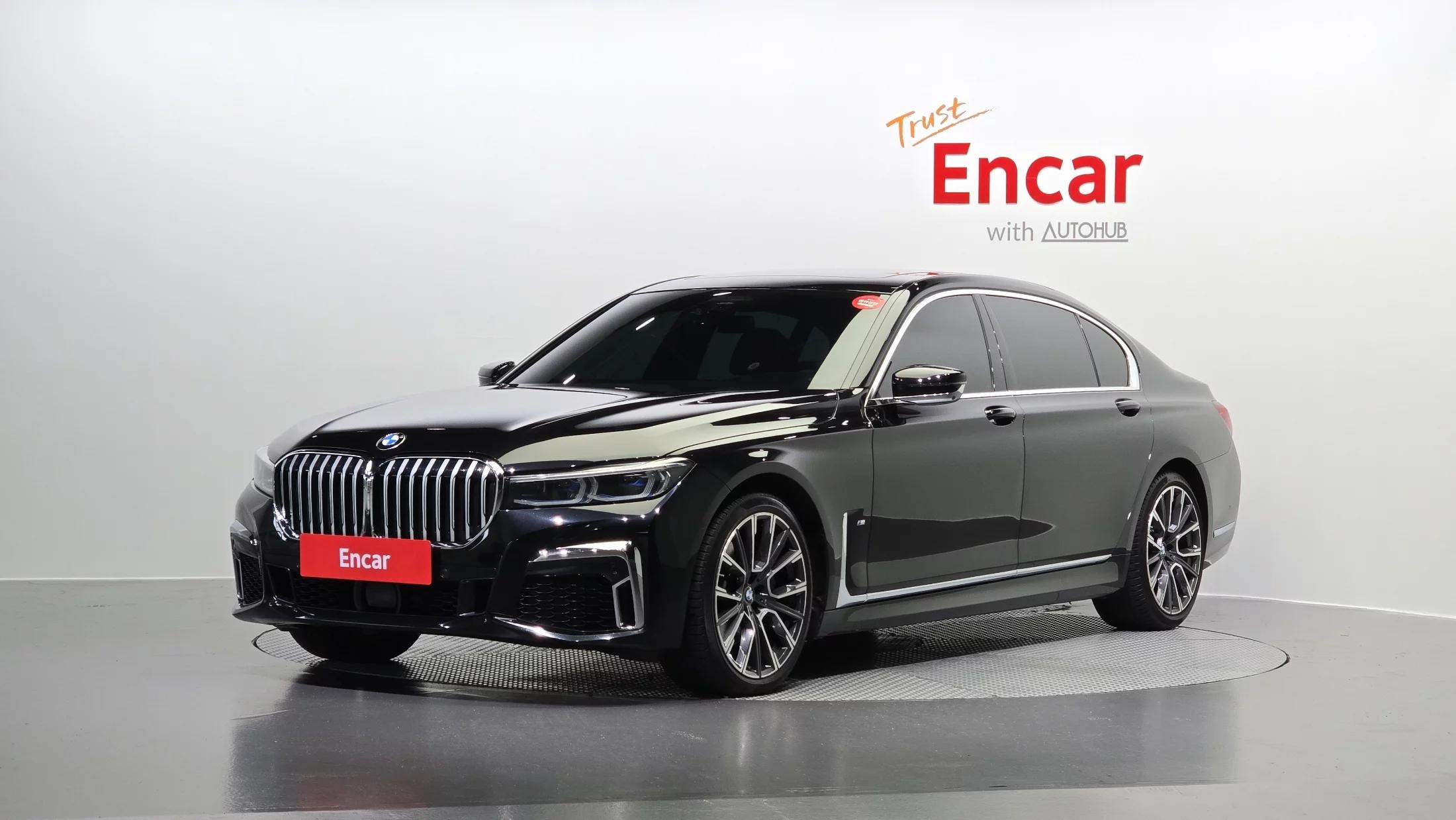 BMW 7-Series 740Li xDrive M Sport Package, 2021 г. 101993 км.