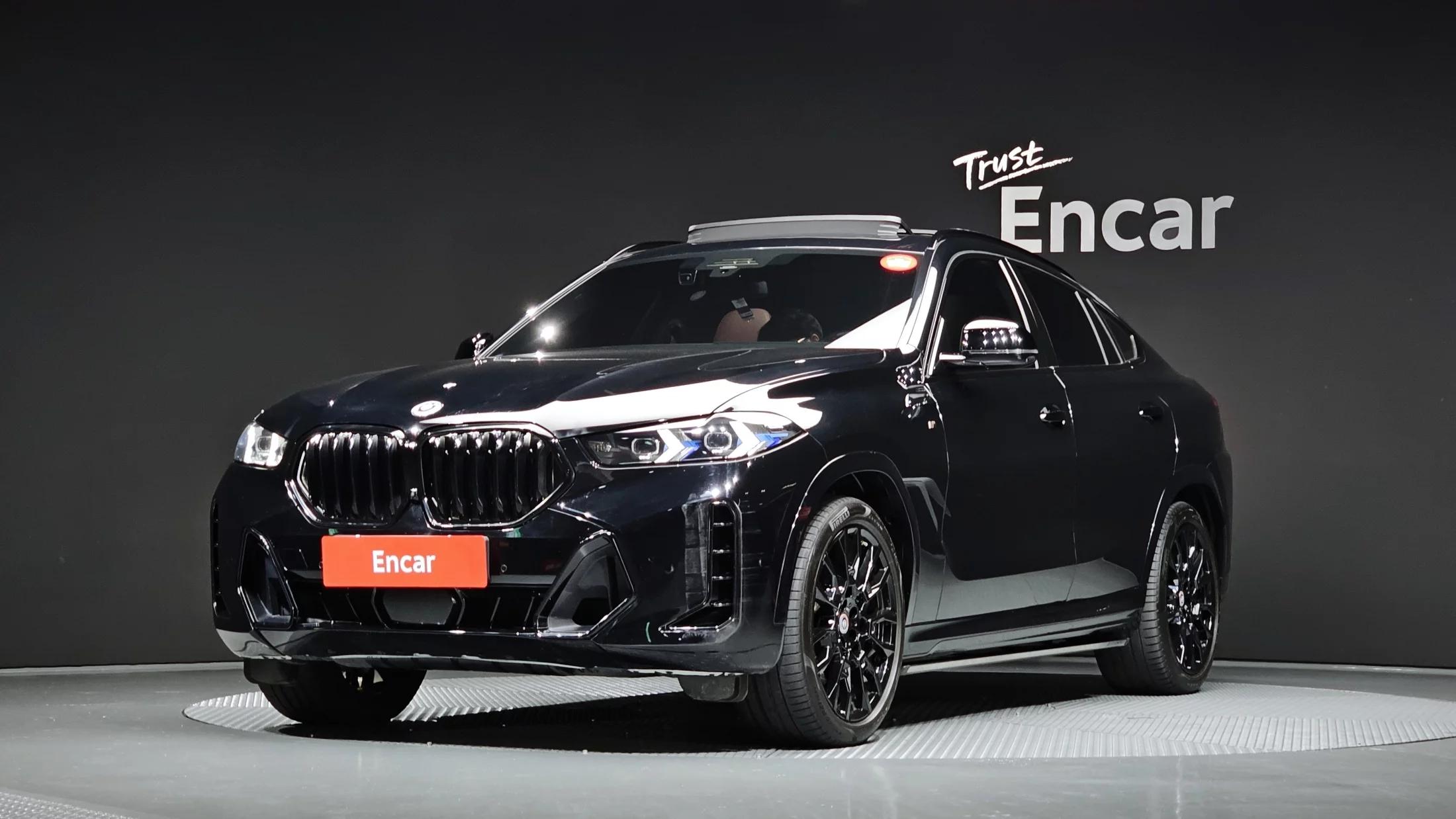 BMW X6 xDrive40i M Sport, 2024 г. 44674 км.