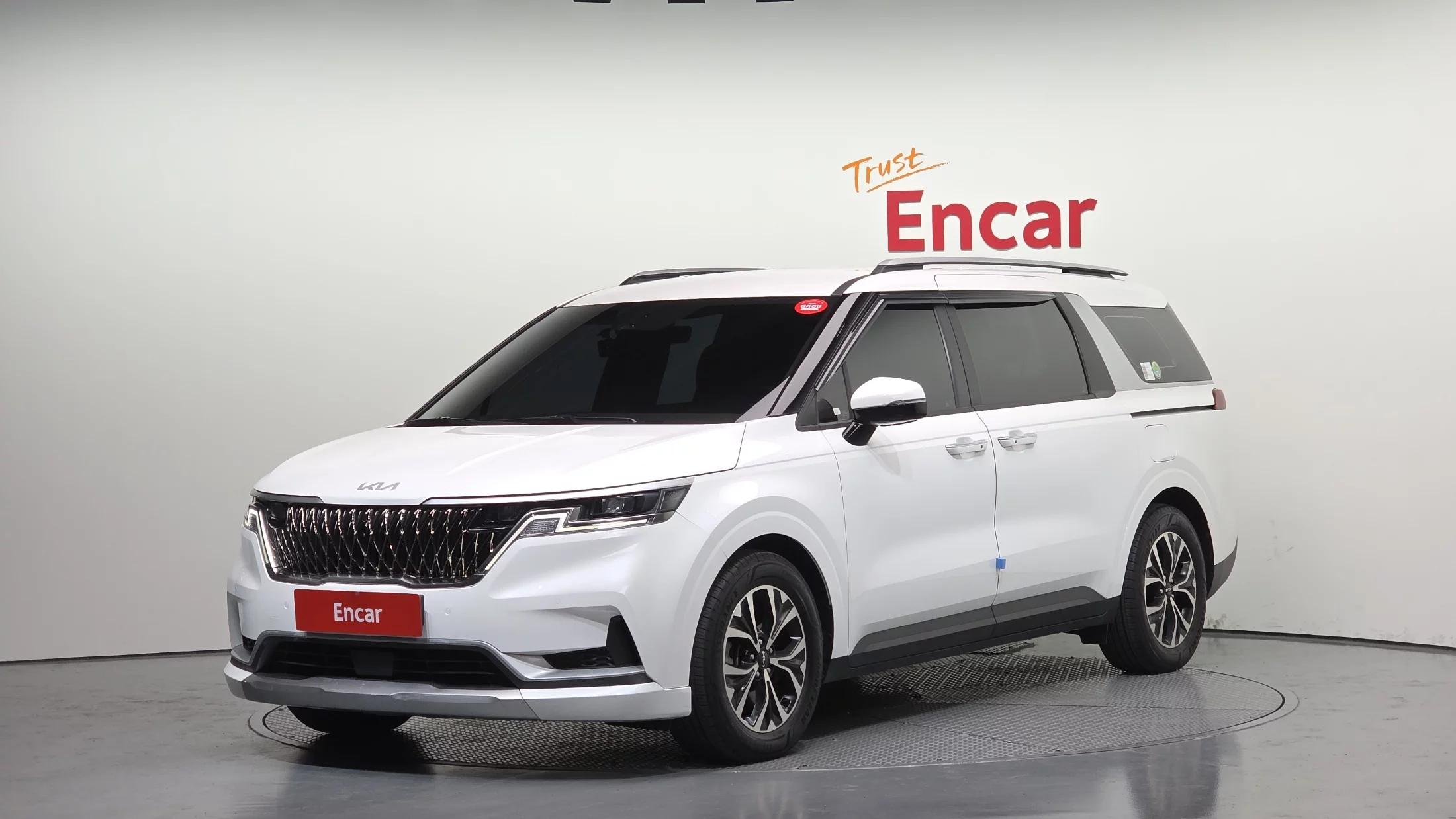 Kia Carnival 9-Seater Prestige, 2023 г. 71870 км.