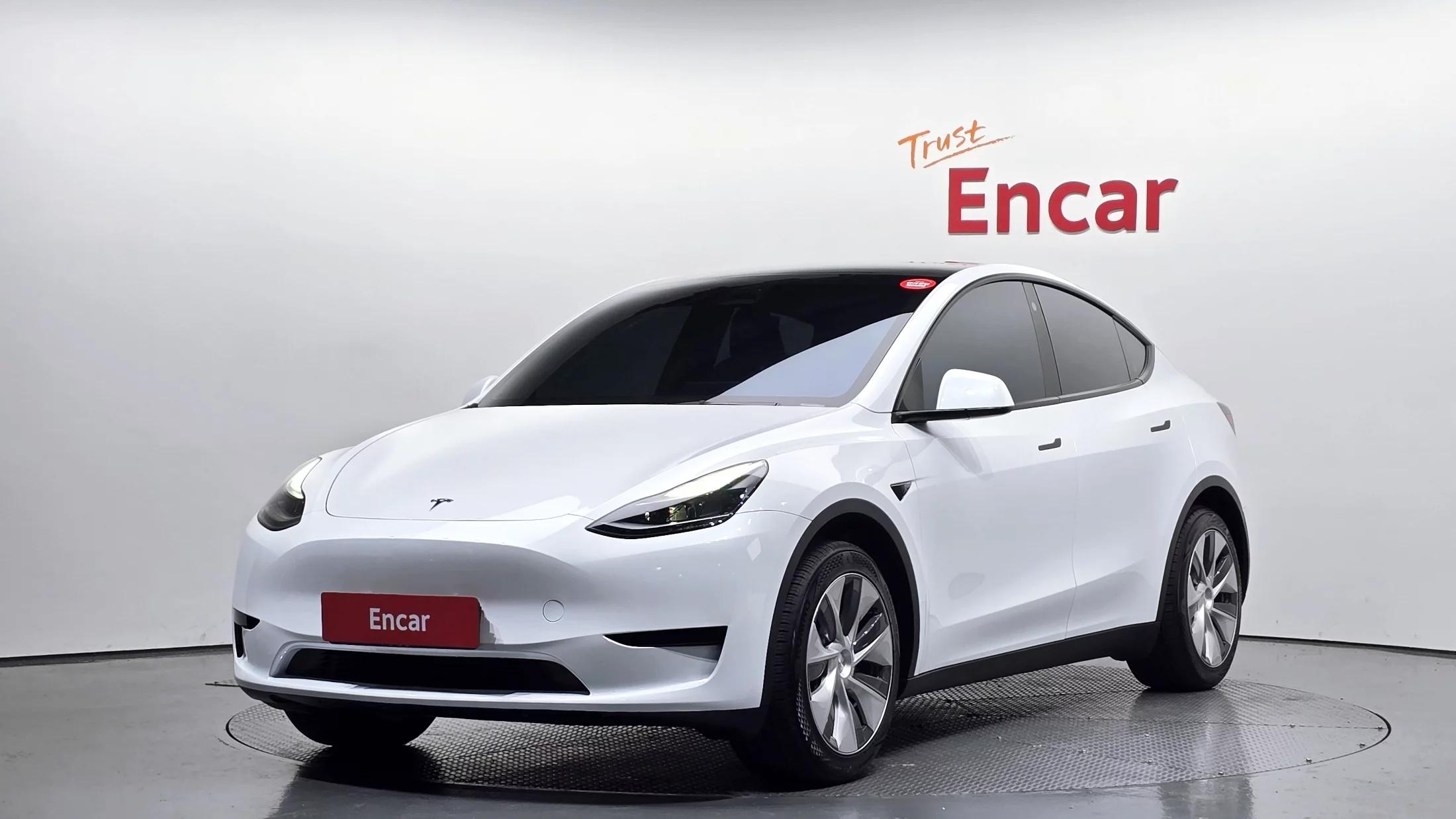 Tesla Model Y RWD, электромобиль, 2023 г. 26539 км.