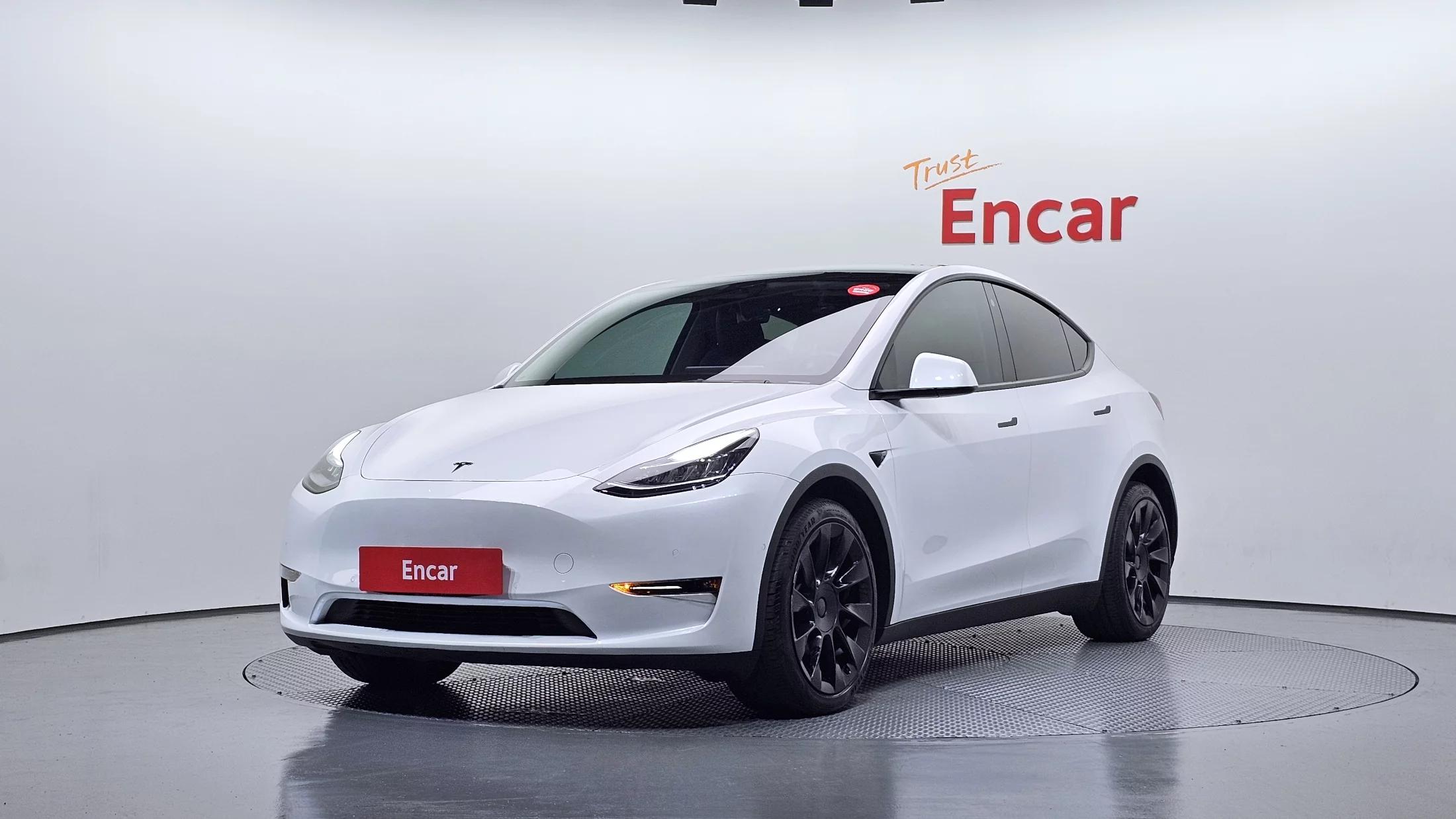 Tesla Model Y Long Range, электромобиль, 2021 г. 64851 км.