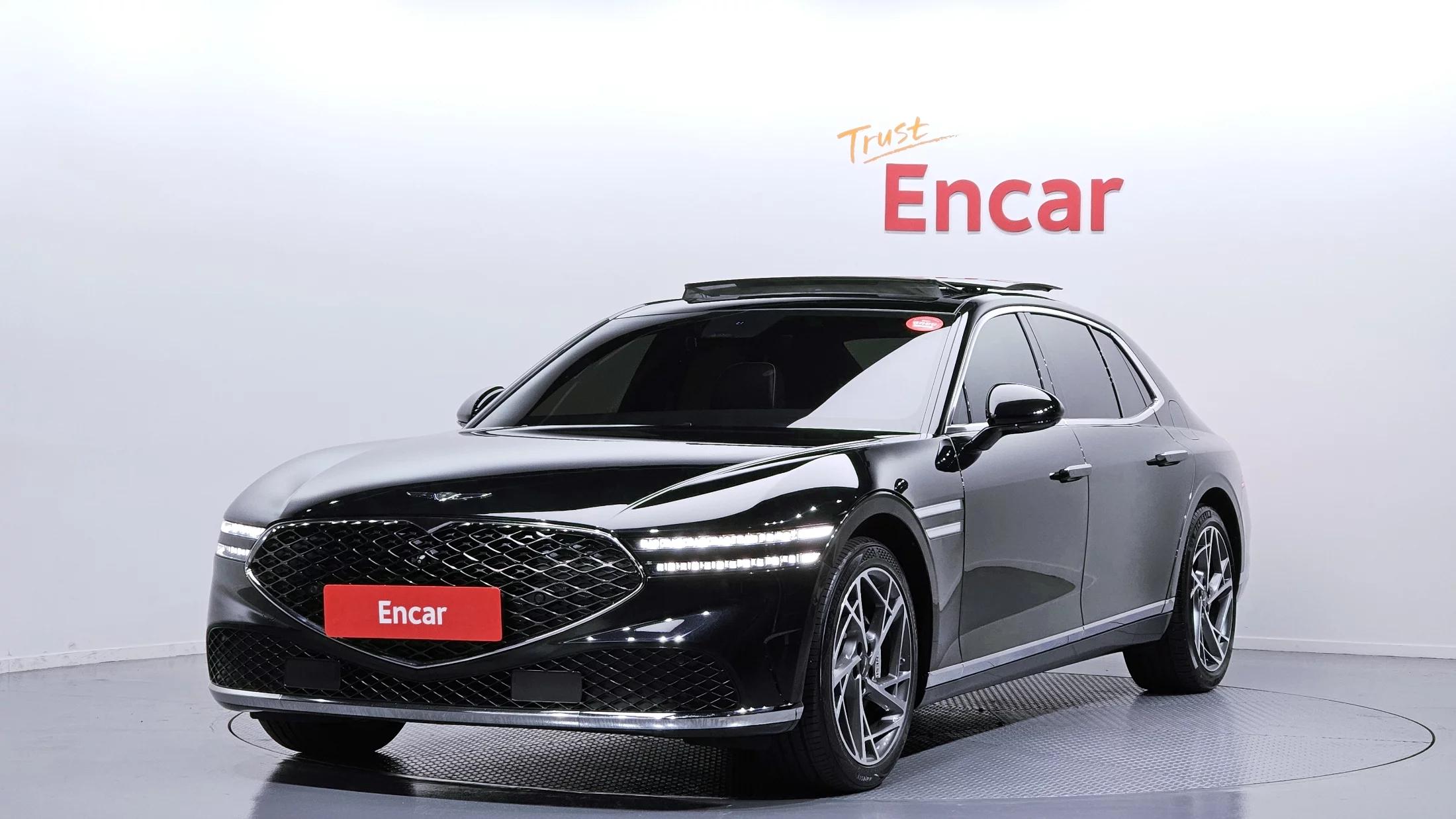 Genesis G90 Gasoline 3.5 Turbo AWD, 2022 г. 56871 км.