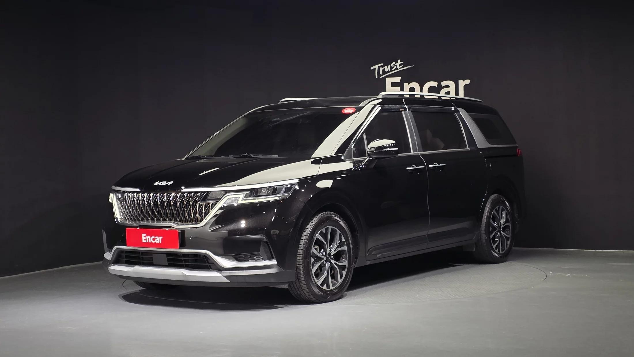 Kia Carnival 9-Seater Prestige, 2021 г. 76142 км.