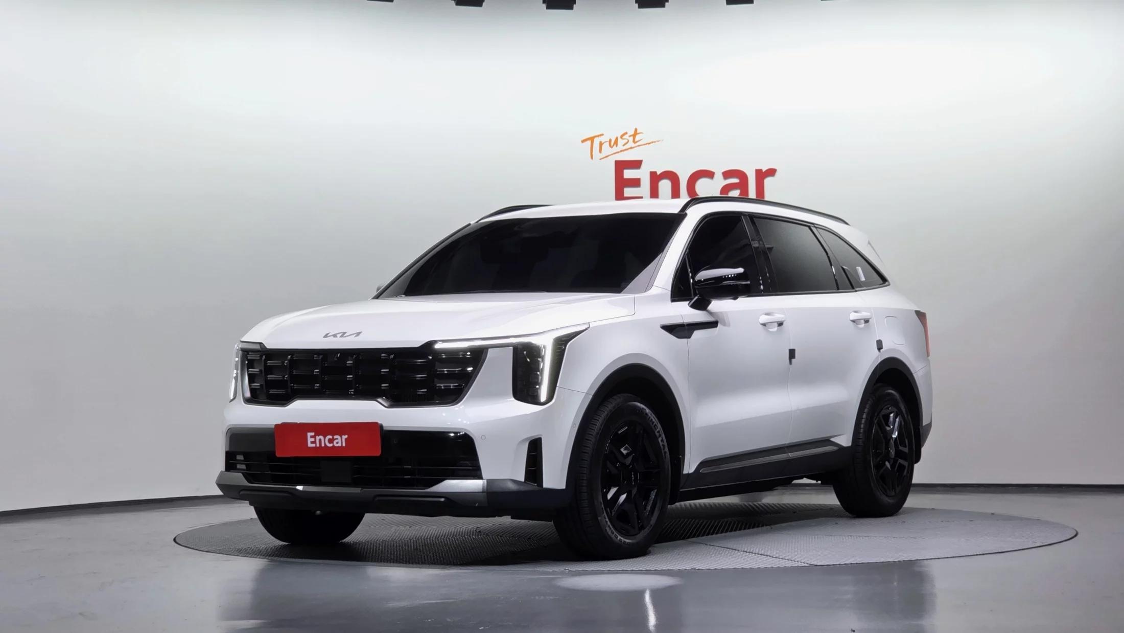Kia Sorento HEV 1.6 2WD Gravity, гибрид, 2023 г. 10560 км.