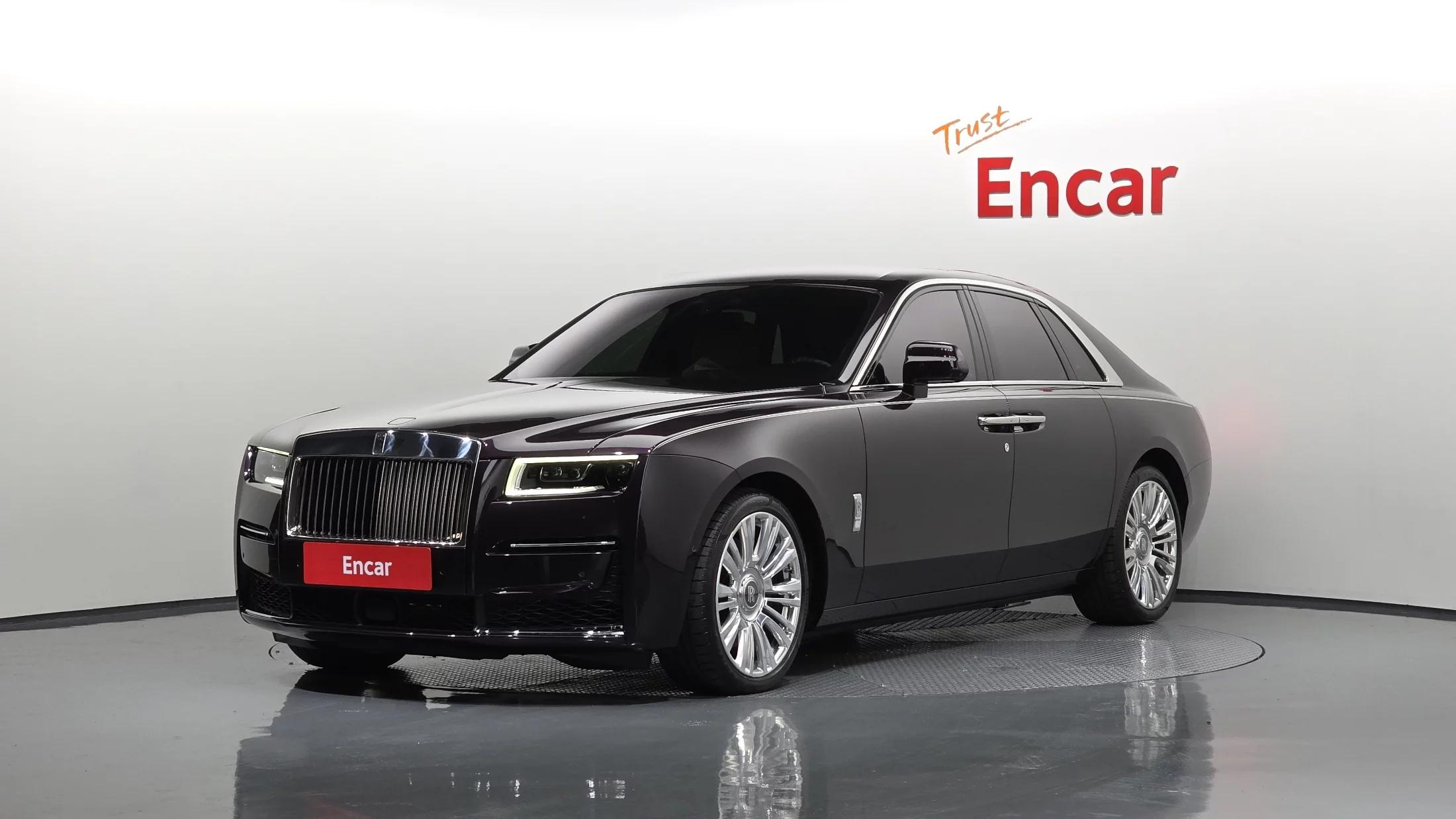 Rolls-Royce GHOST 6.7 V12, 2023 г. 7323 км.