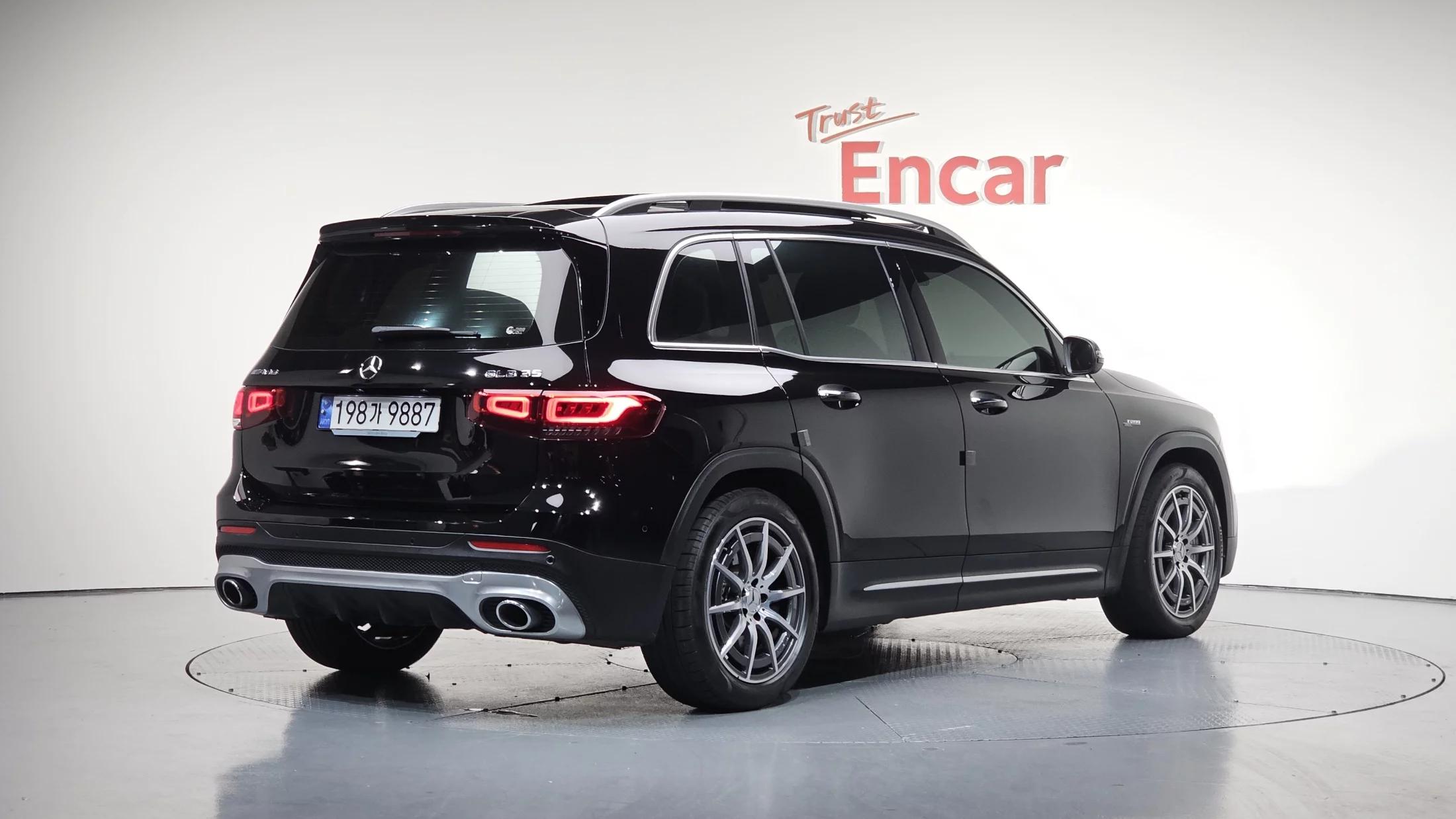 Mercedes-Benz GLB-Class AMG GLB35 4MATIC, 2023 г. 23649 км.