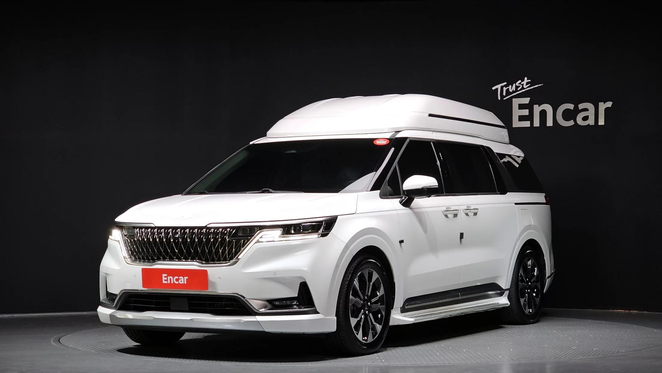 Kia Carnival Gasoline 7-Seater Hi-Limousine Signature, 2022 г. 67000 км.
