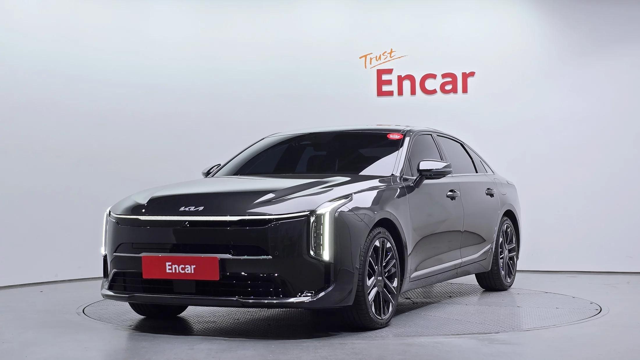 Kia K8 Noblesse, гибрид, 2025 г. 15252 км.