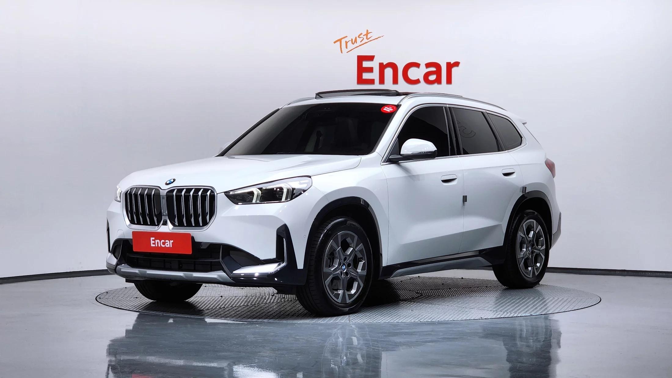 BMW X1 xDrive 20i xLine, 2024 г. 6125 км.