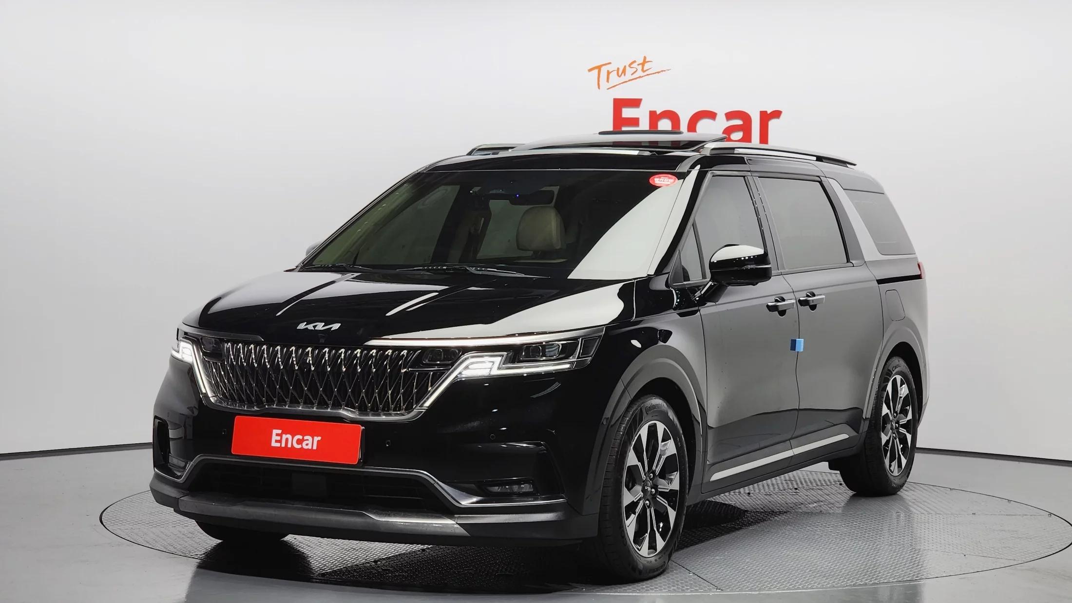 Kia Carnival Gasoline 9-Seater Signature, 2022 г. 63845 км.