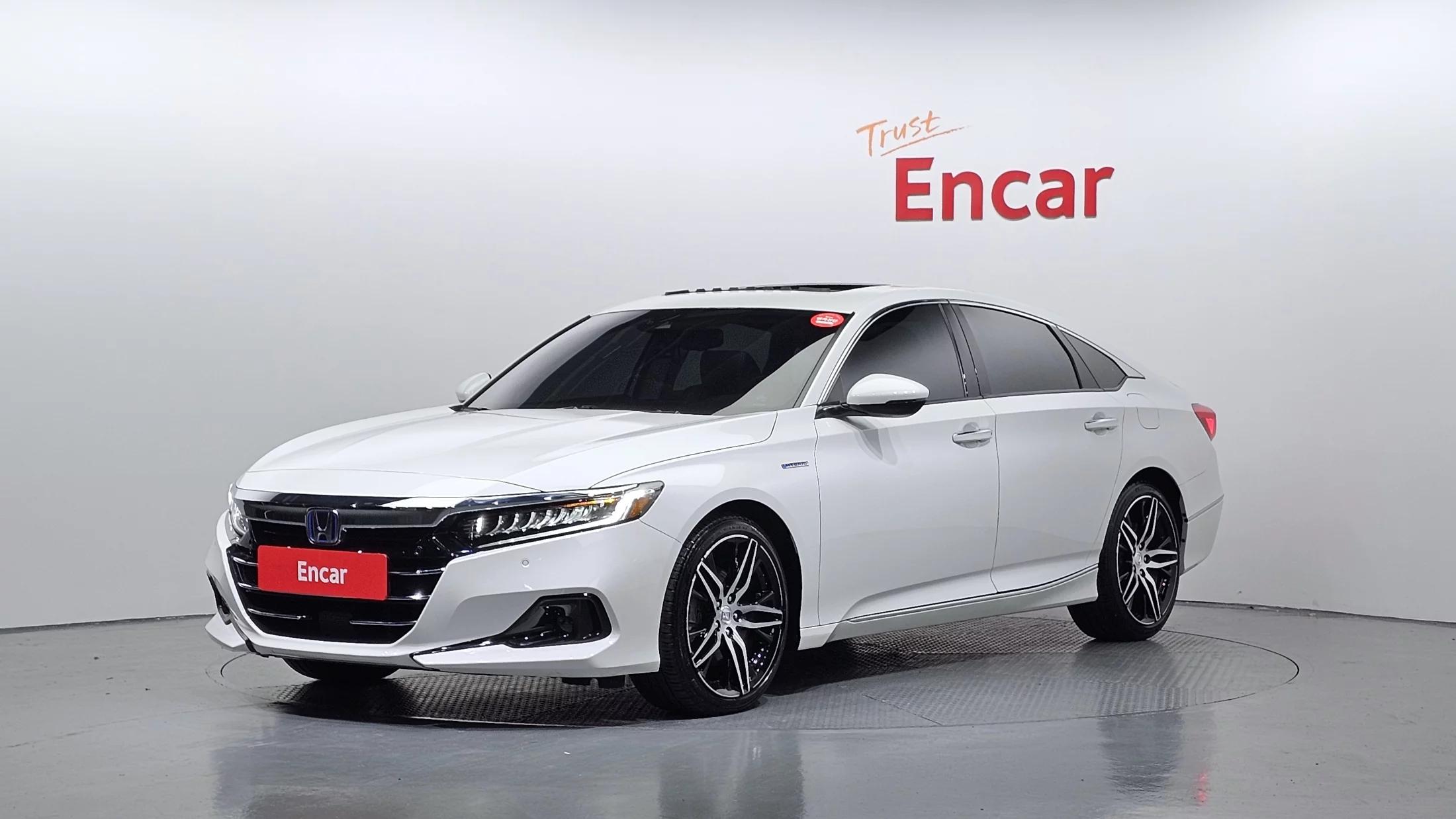 Honda ACCORD 2.0 Hybrid Touring, гибрид, 2022 г. 29075 км.