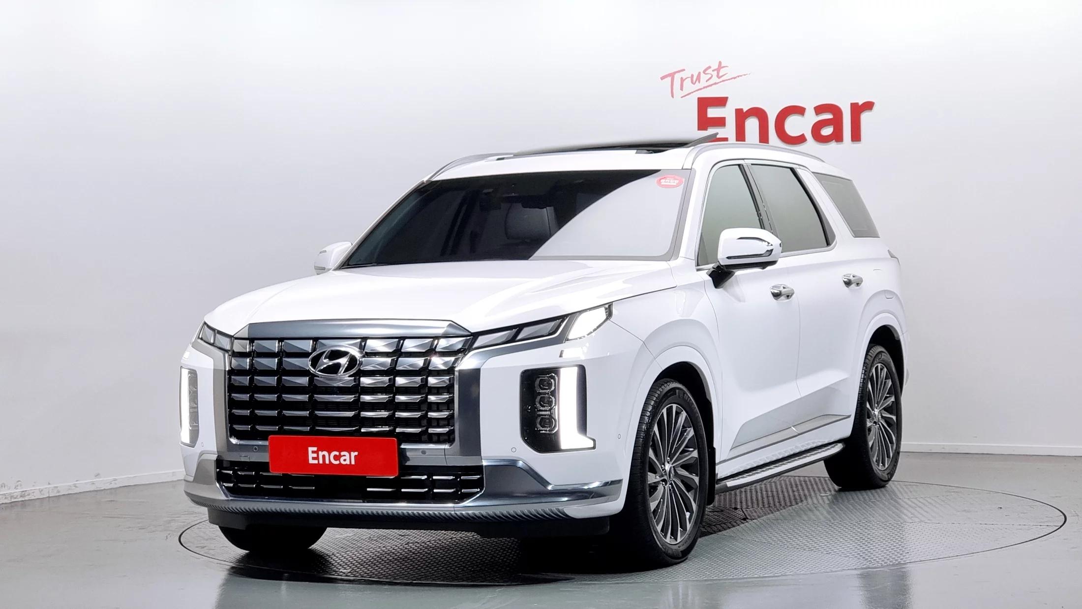 Hyundai Palisade Gasoline 3.8 4WD Calligraphy, 2023 г. 15400 км.