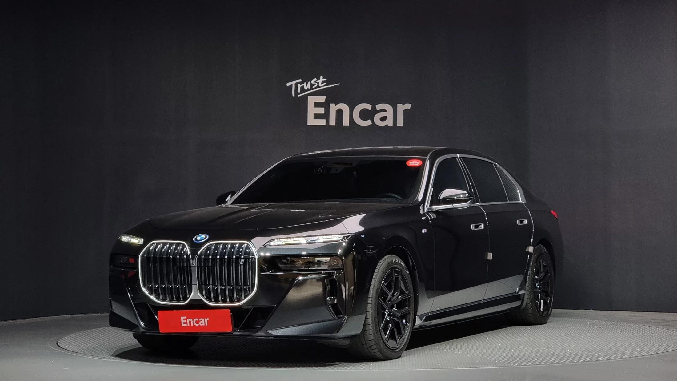 BMW i7 xDrive 60 M sport, электромобиль, 2023 г. 36466 км.