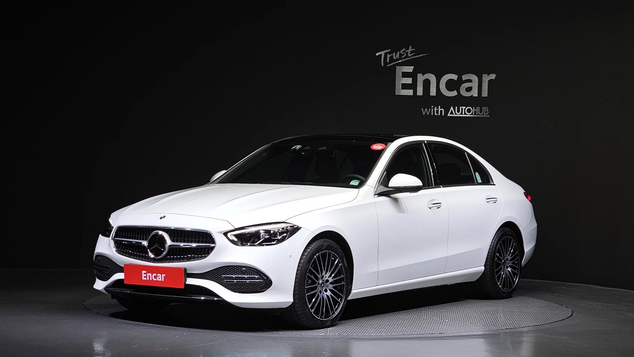 Mercedes-Benz C-Class C200 Avantgarde, 2024 г. 374 км.