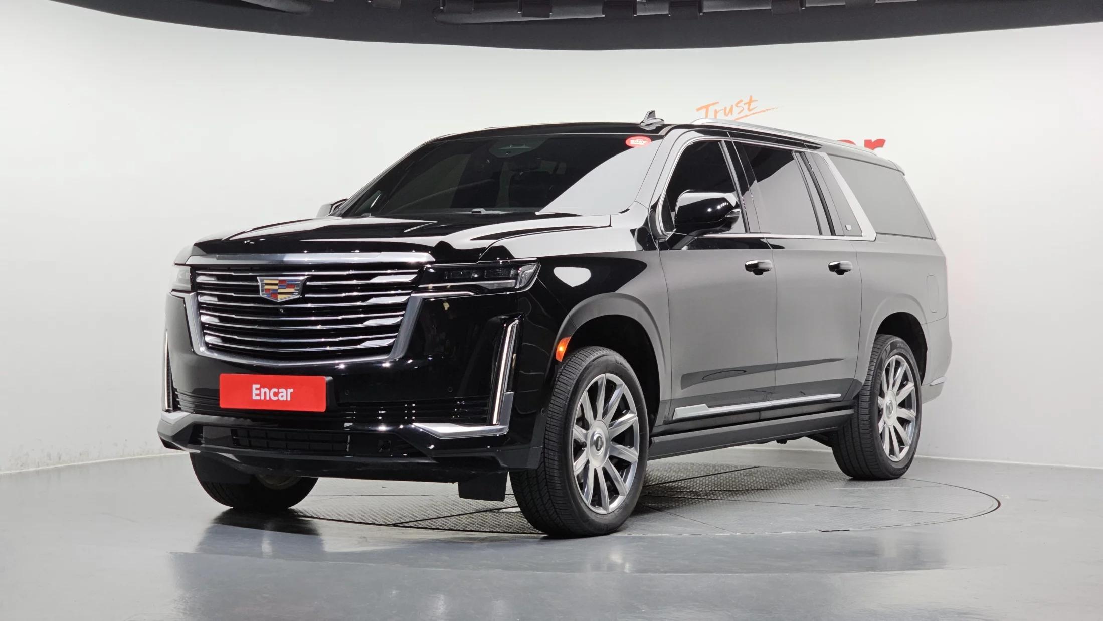 Cadillac Escalade 6.2 ESV ESV Premium Luxury Platinum, 2022 г. 45961 км.