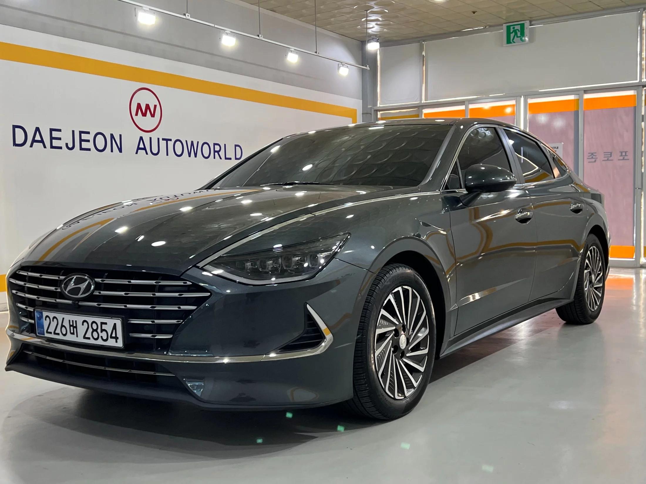 Hyundai Sonata Inspiration, гибрид, 2023 г. 43663 км.
