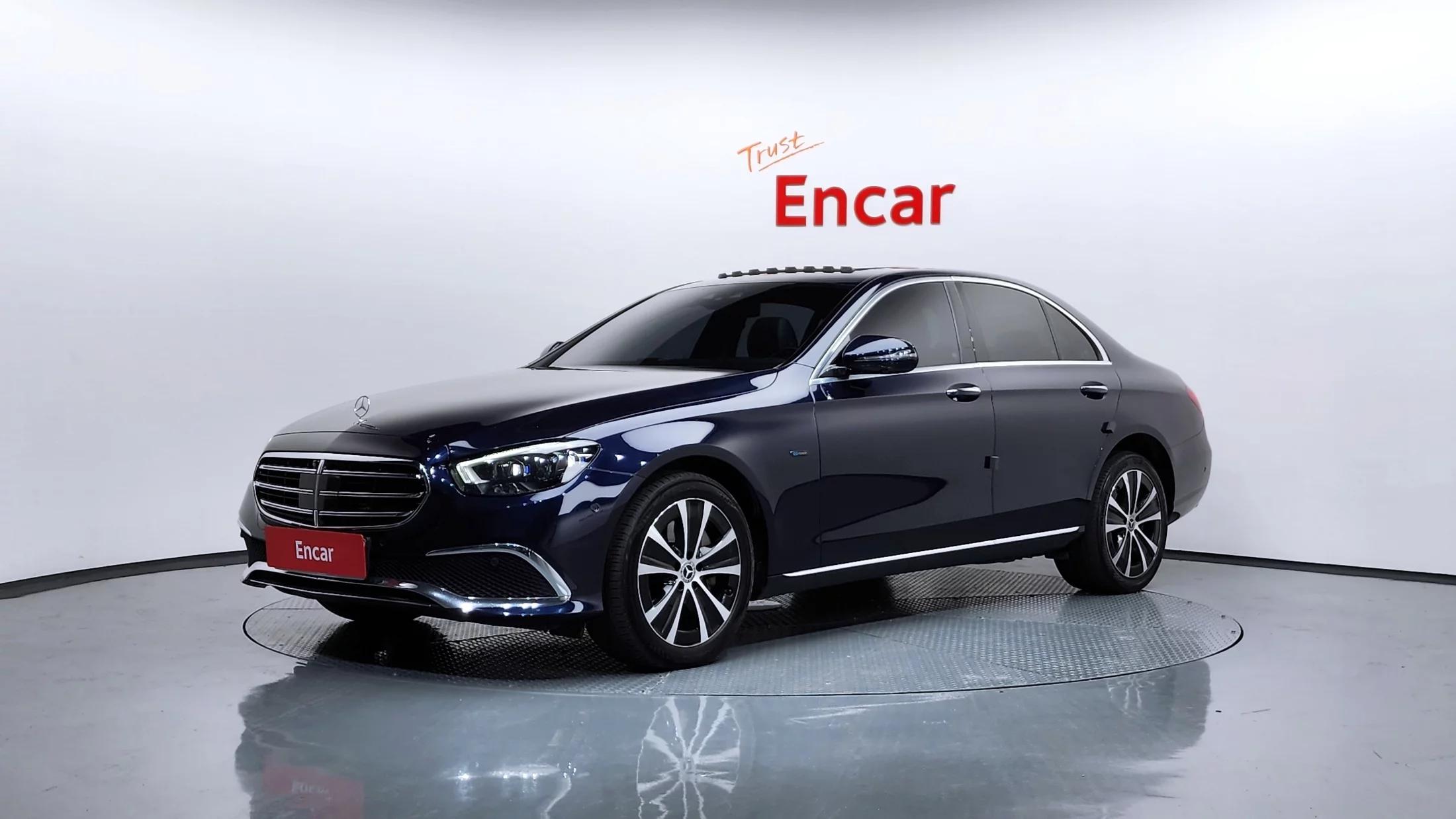 Mercedes-Benz E-Class E300e 4MATIC Exclusive, гибрид, 2021 г. 114583 км.