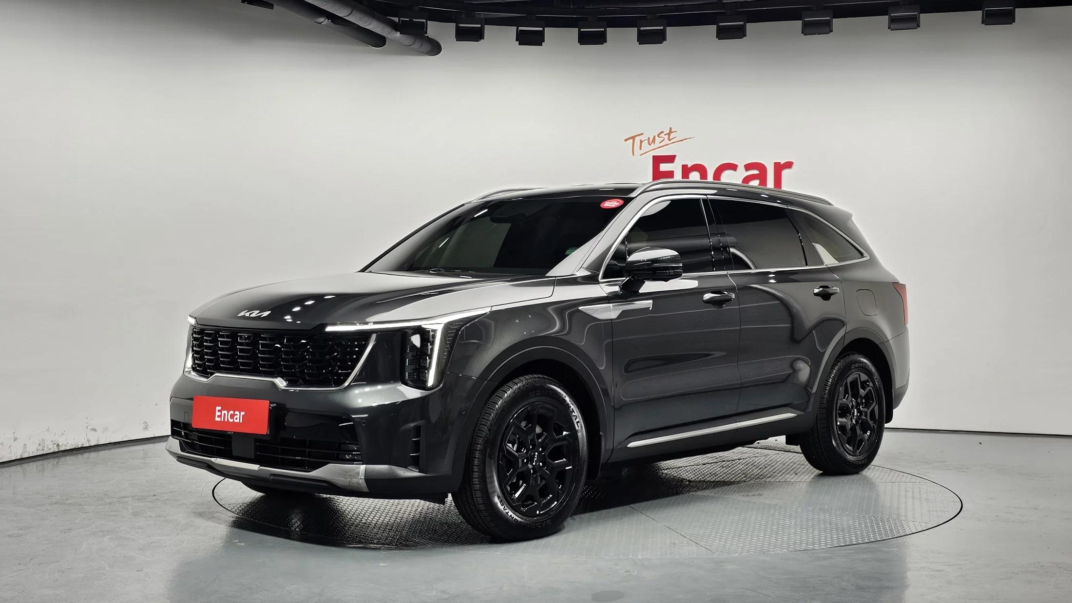 Kia Sorento HEV 1.6 2WD Signature, гибрид, 2023 г. 14641 км.