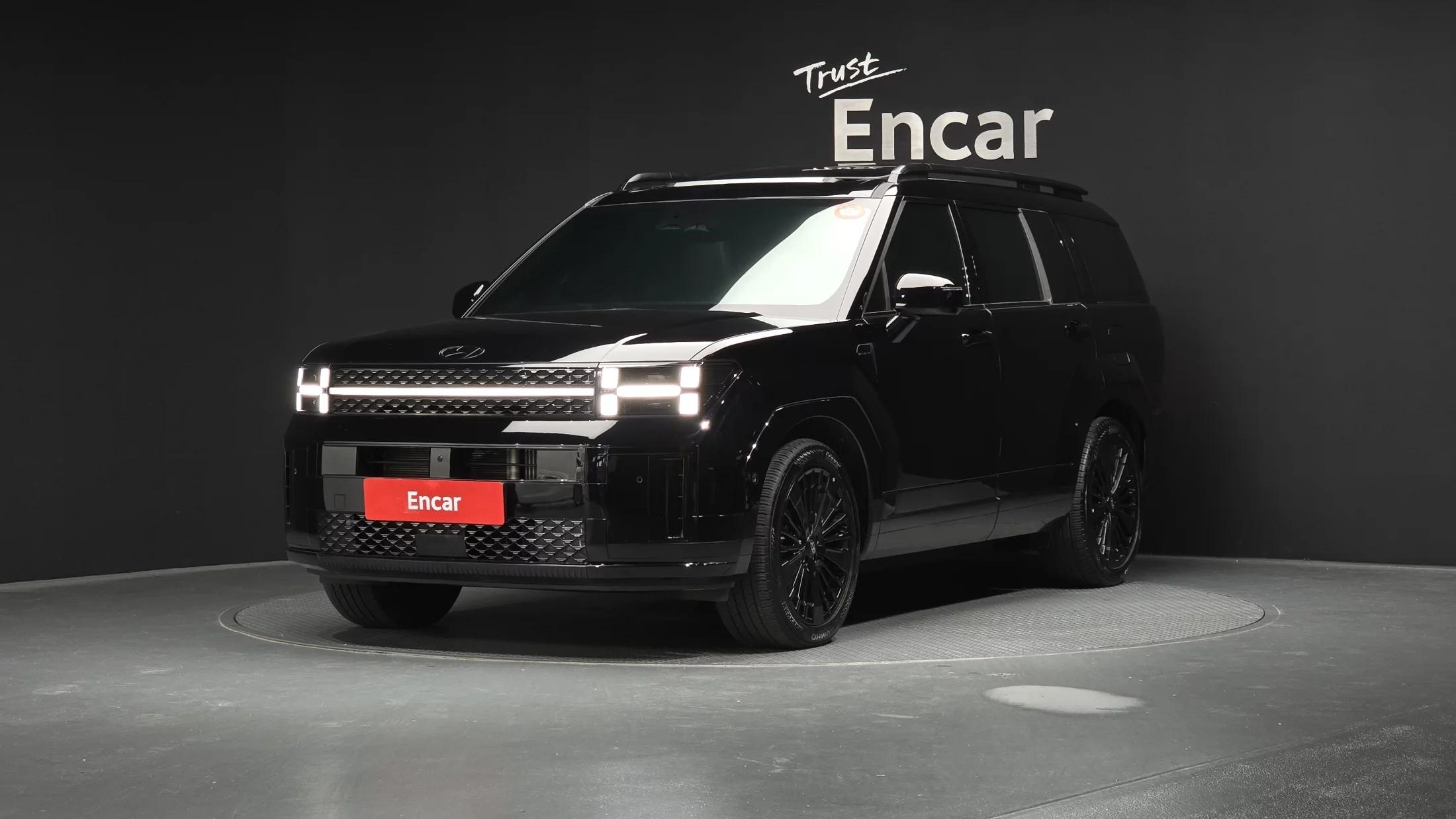 Hyundai Santa Fe HEV 1.6 4WD Calligraphy, гибрид, 2023 г. 24868 км.