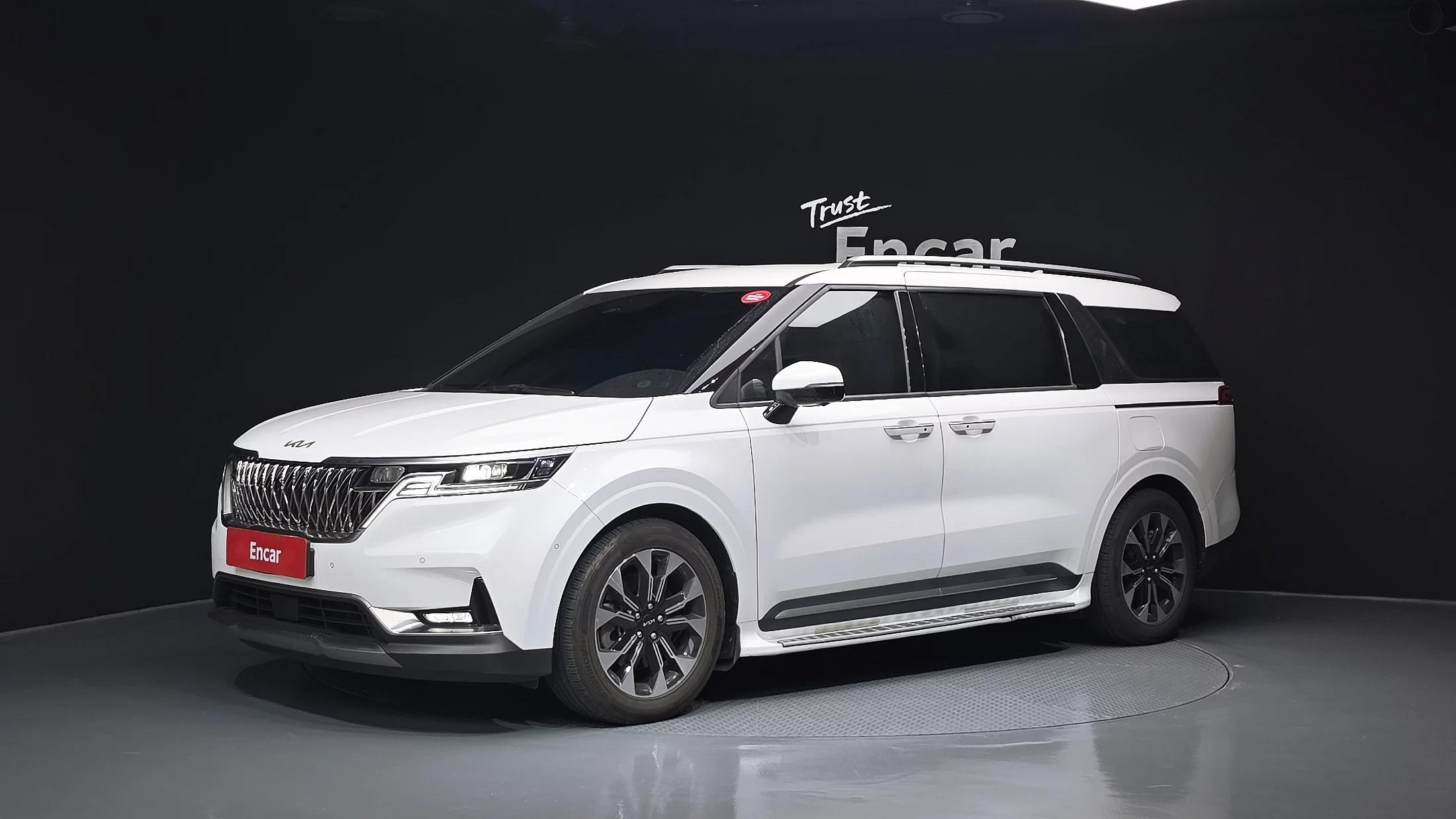 Kia Carnival 7-Seater Noblesse, 2022 г. 72818 км.