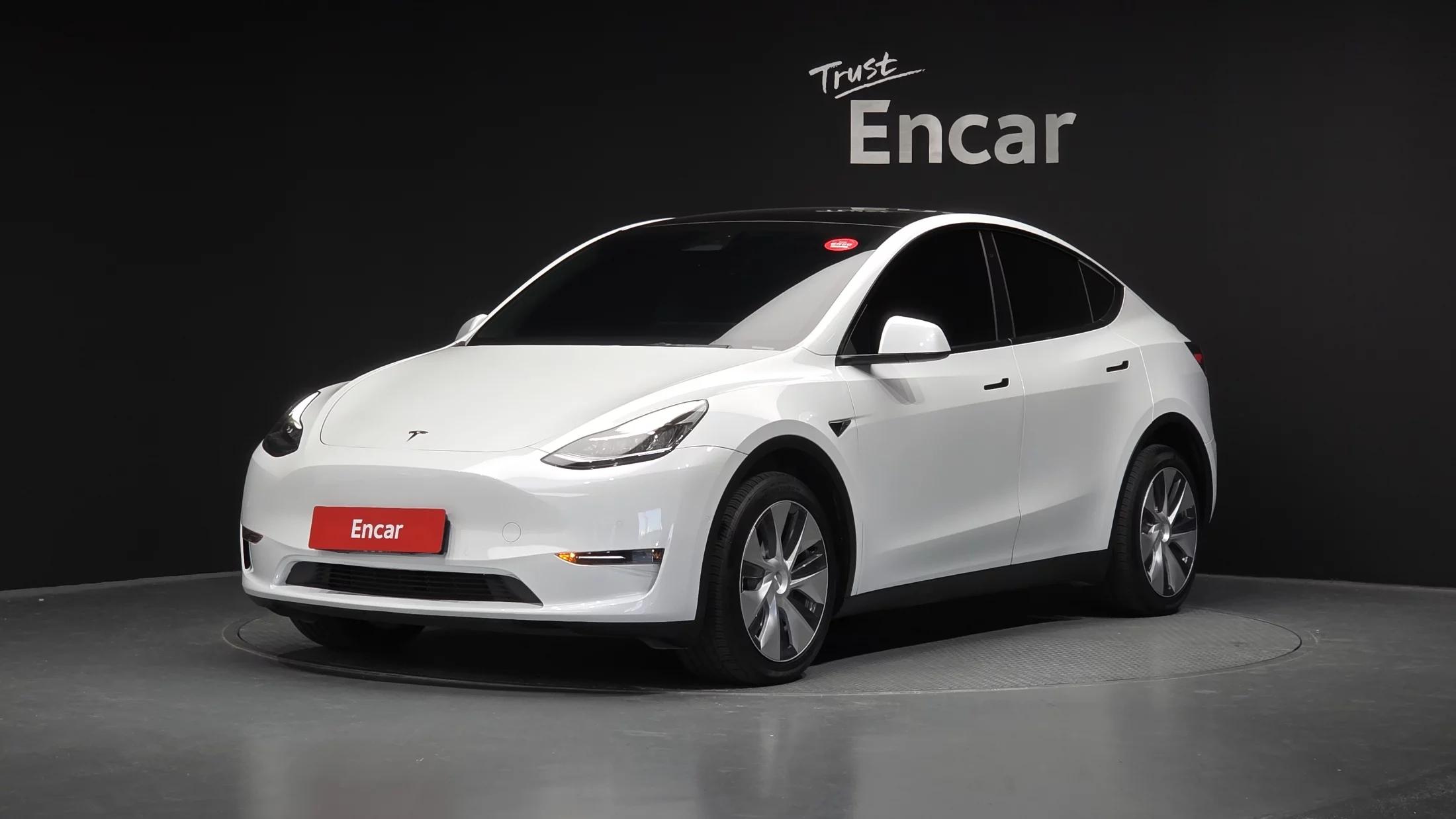 Tesla Model Y Long Range, электромобиль, 2022 г. 48777 км.