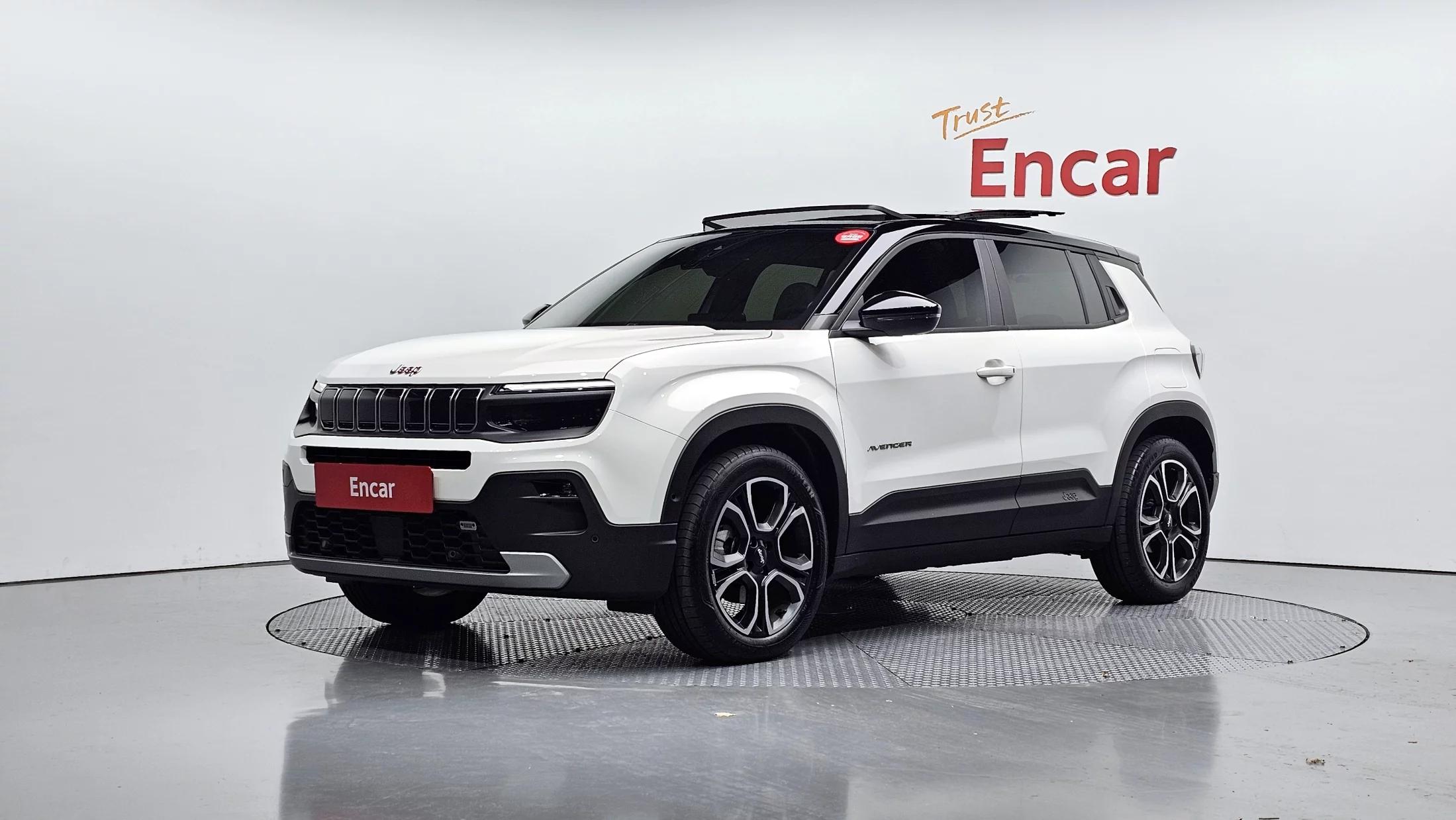 Jeep Avenger Altitude, электромобиль, 2024 г. 4767 км.