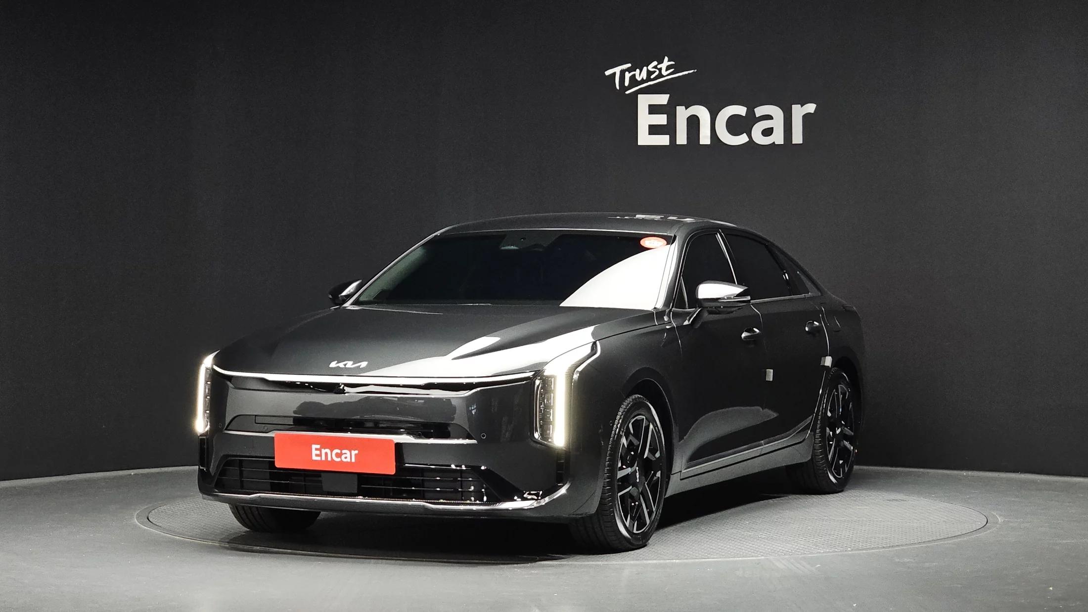 Kia K8 Noblesse, гибрид, 2024 г. 2128 км.